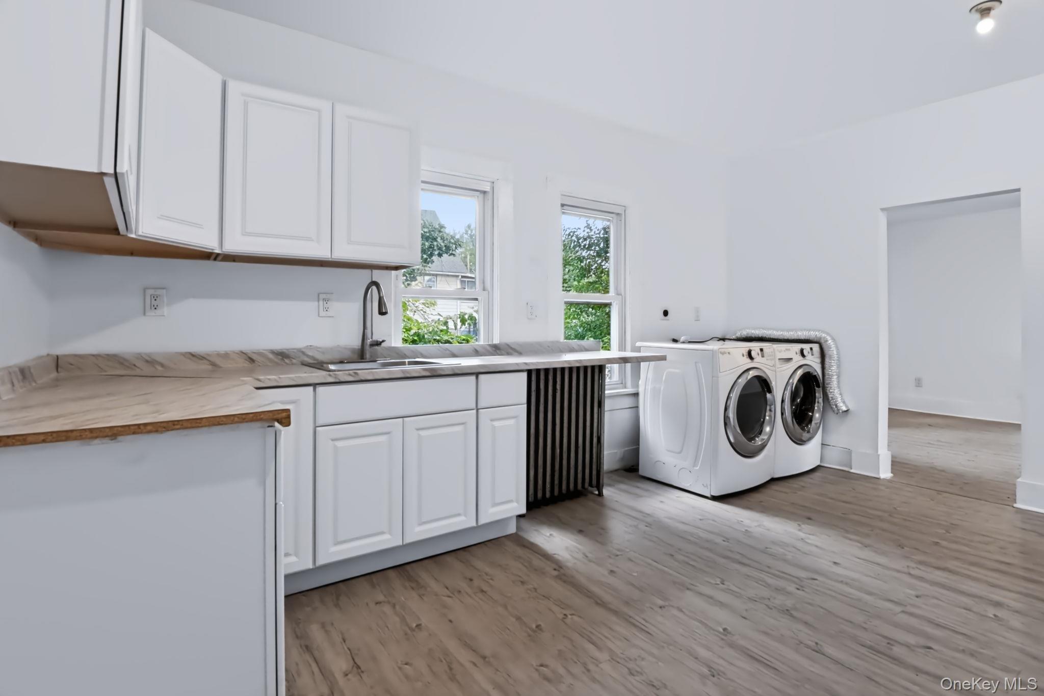 315 Tower Avenue A Property Photo 6
