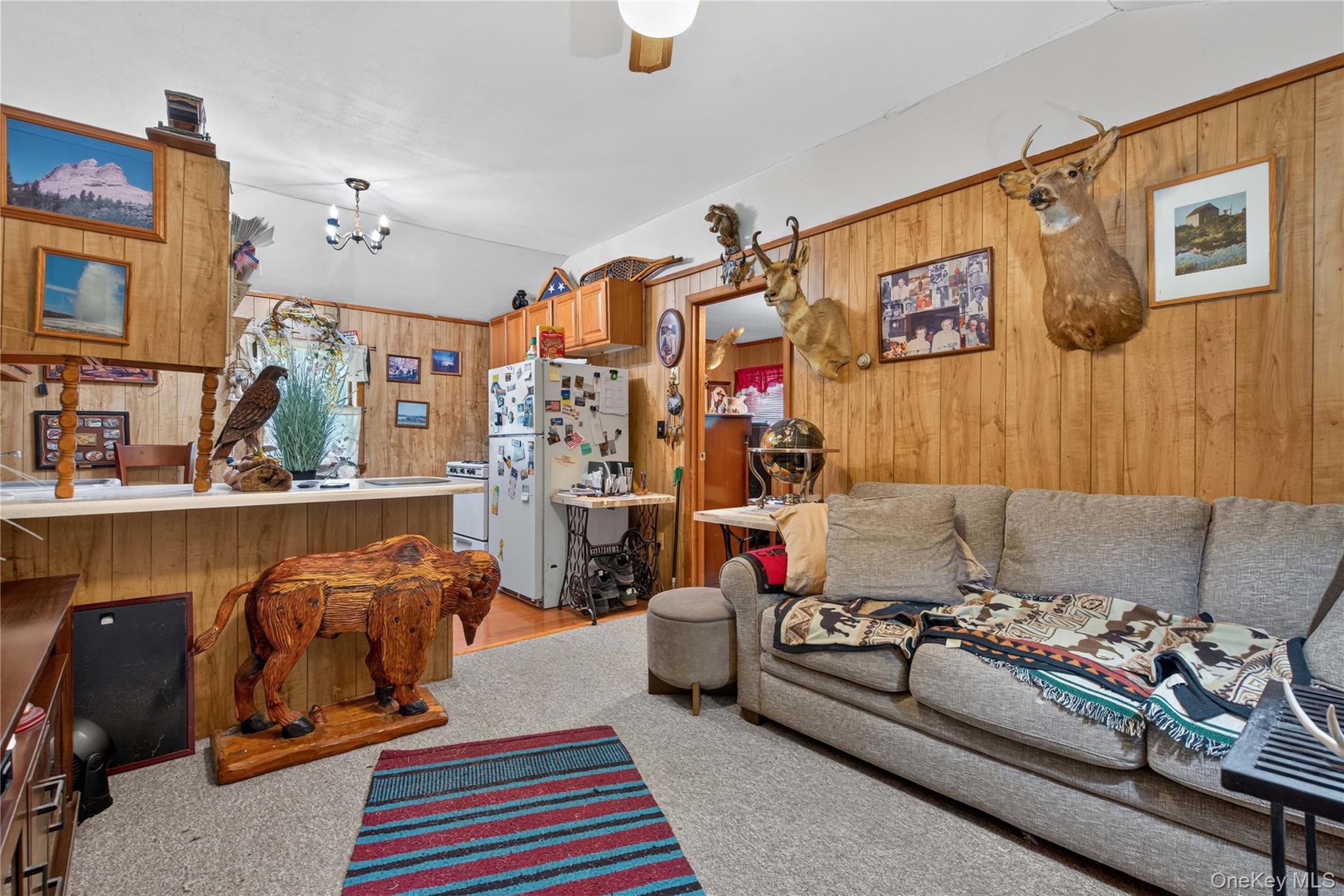 33 E Crossman Avenue Property Photo 6