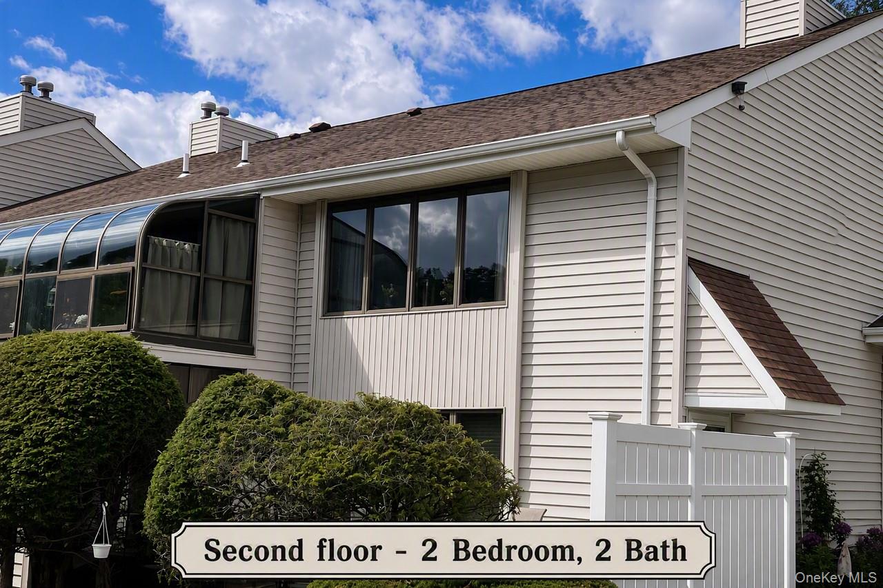 20 Laurel Avenue 60 Property Photo 1