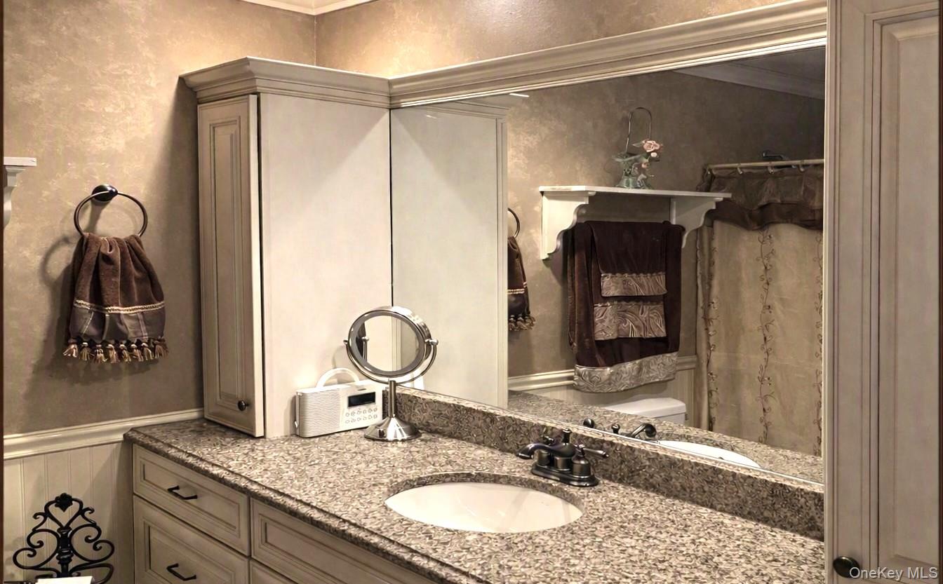 20 Laurel Avenue 60 Property Photo 11