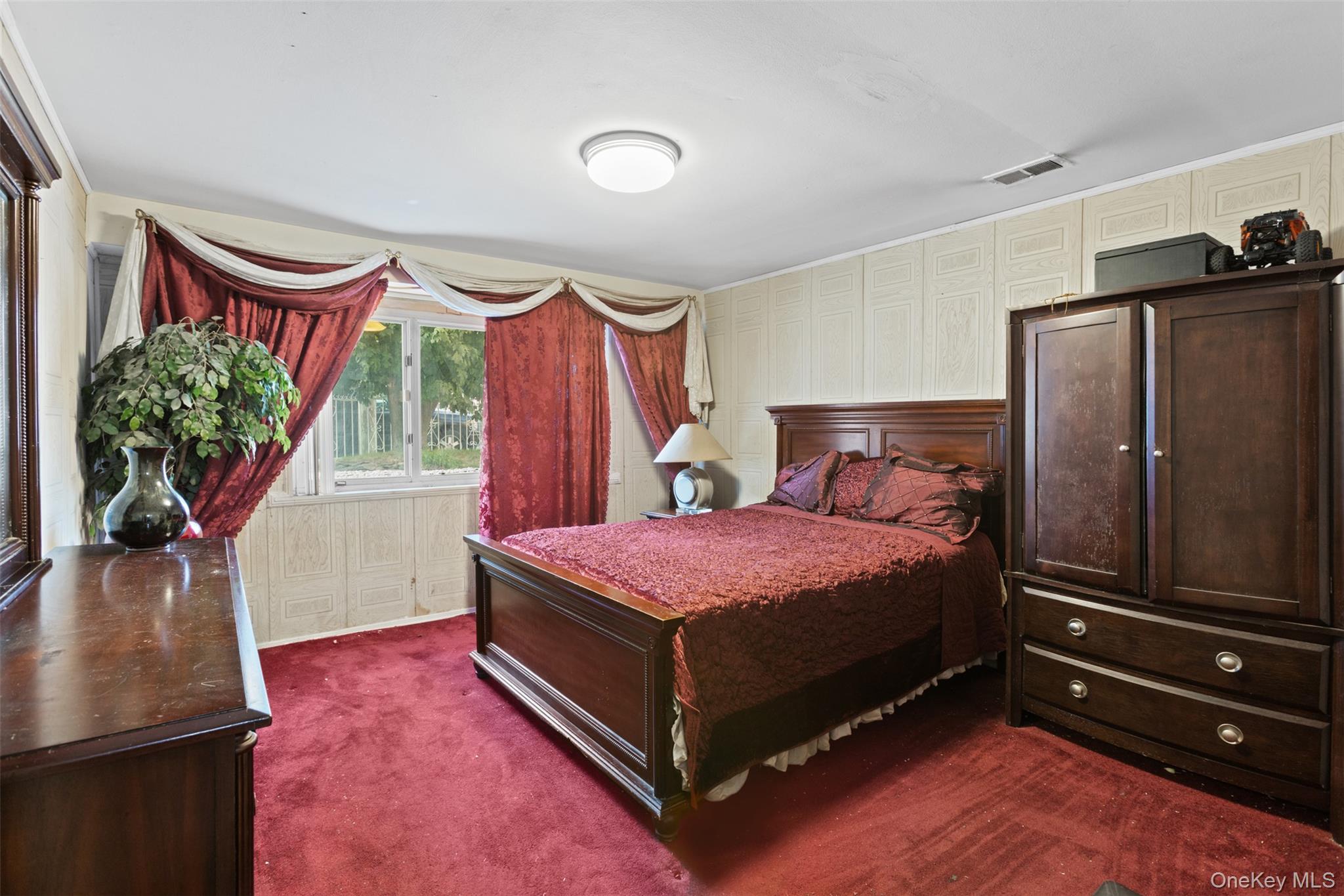 552 Briar Place Property Photo 11