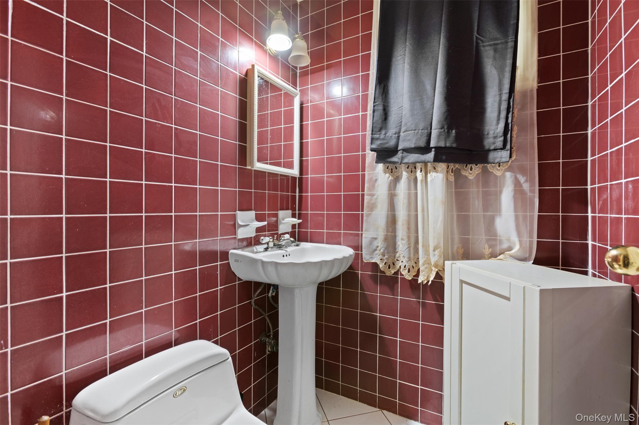 552 Briar Place Property Photo 13