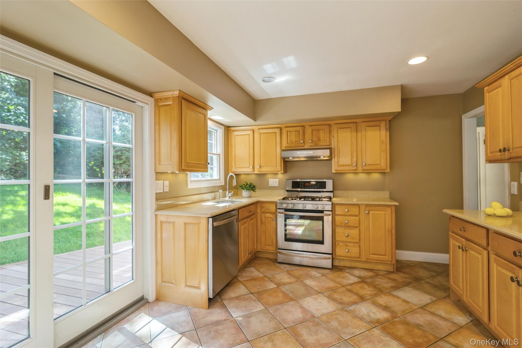 24 Old Homestead Road Property Photo 6