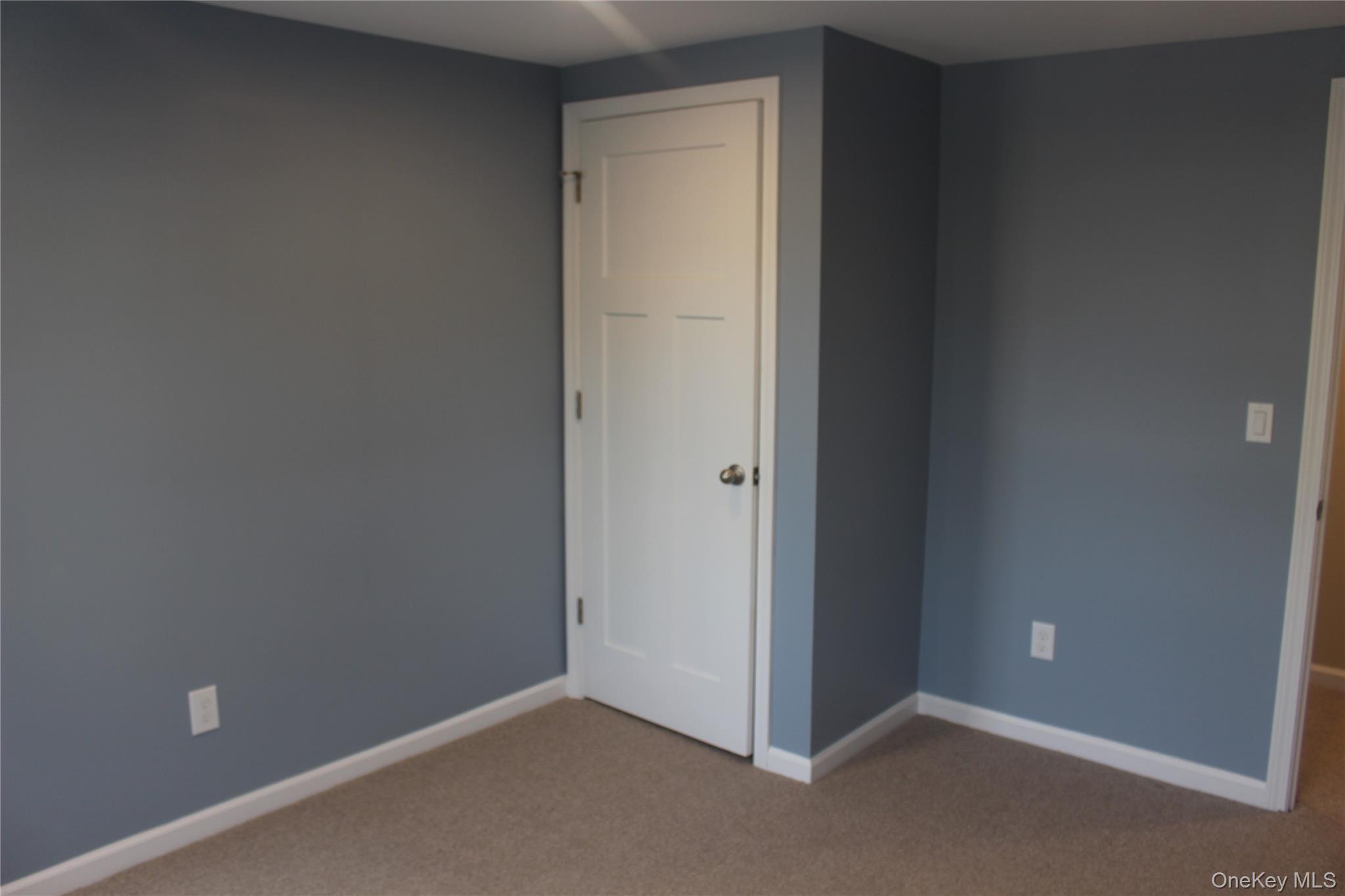 17 Bank Street Property Photo 18