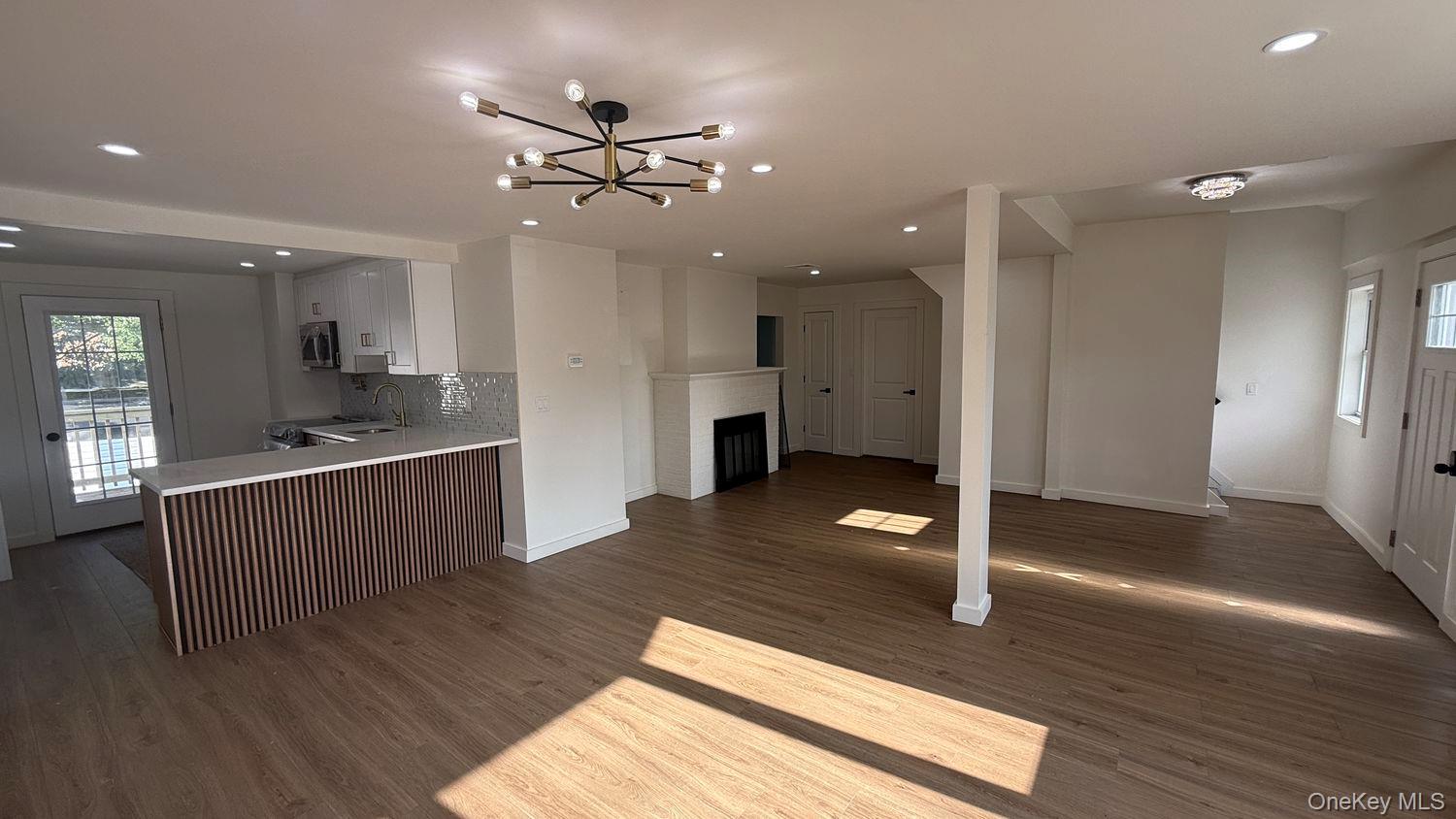 605 S Ocean Avenue Property Photo 2
