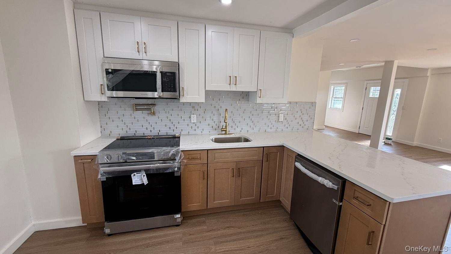 605 S Ocean Avenue Property Photo 3