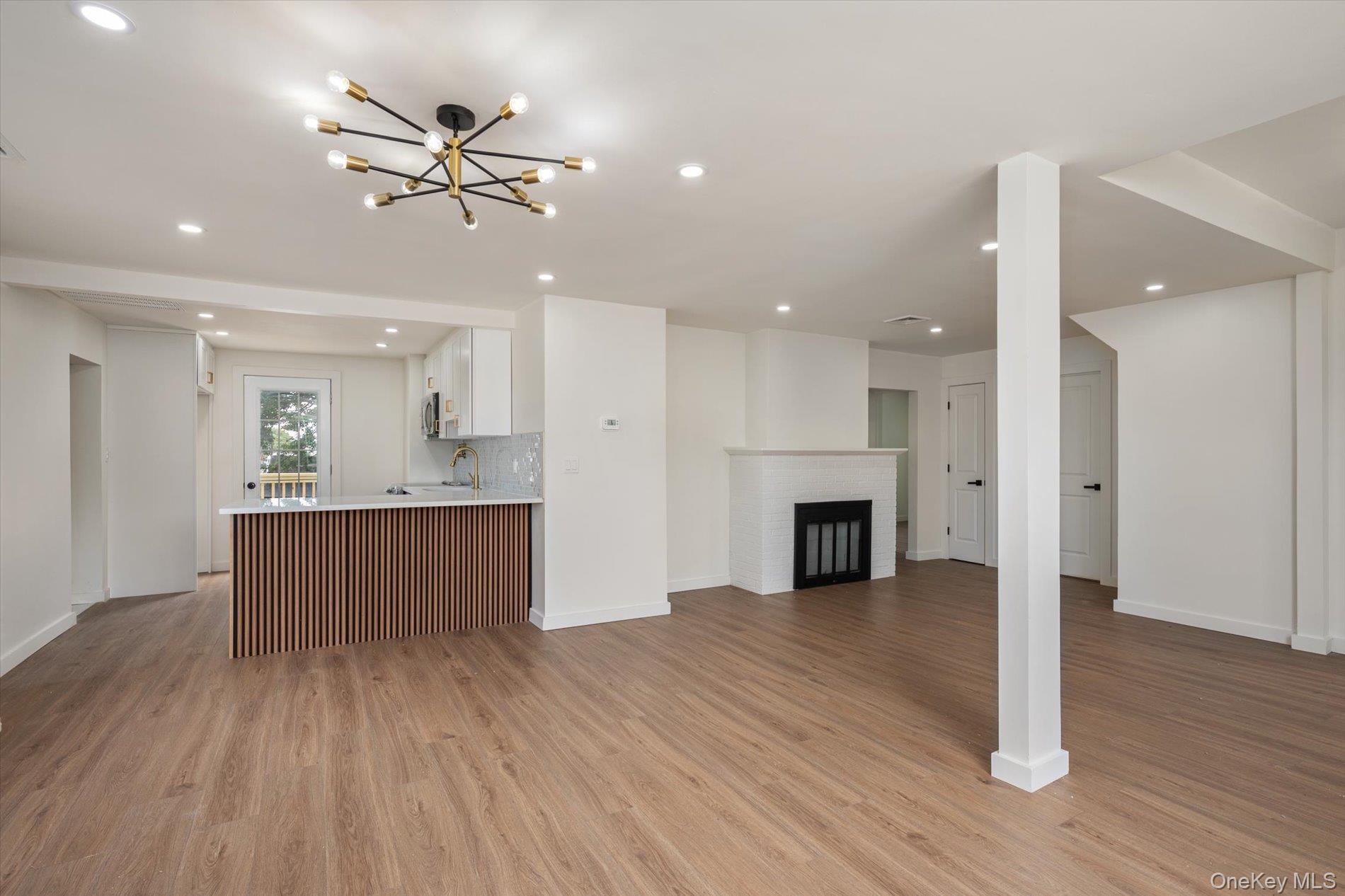 605 S Ocean Avenue Property Photo 4
