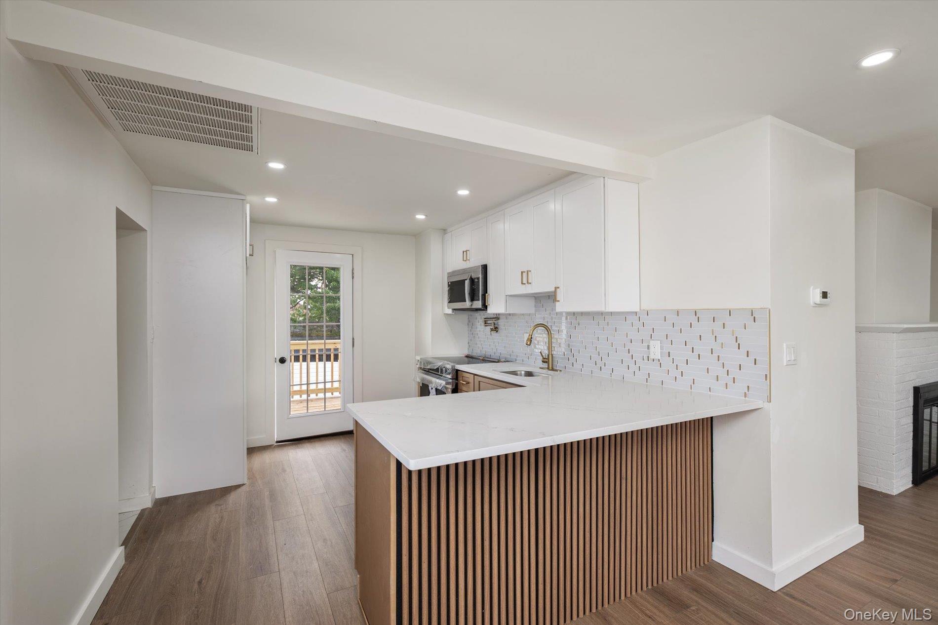605 S Ocean Avenue Property Photo 12