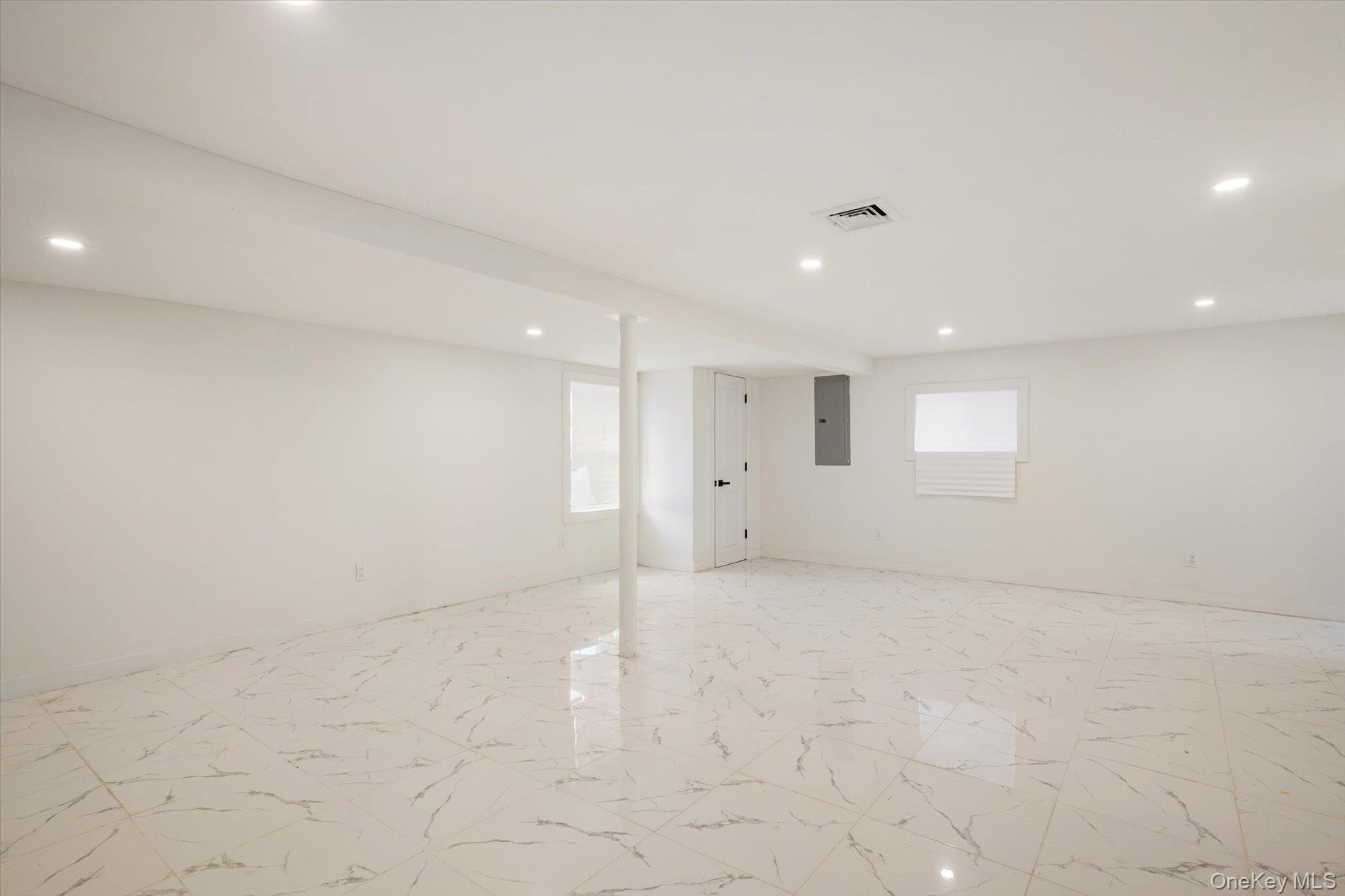 605 S Ocean Avenue Property Photo 22