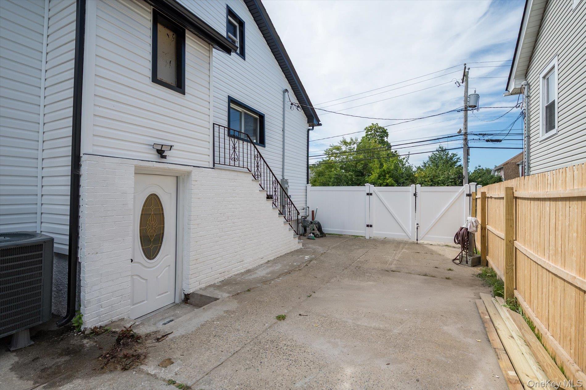 605 S Ocean Avenue Property Photo 27