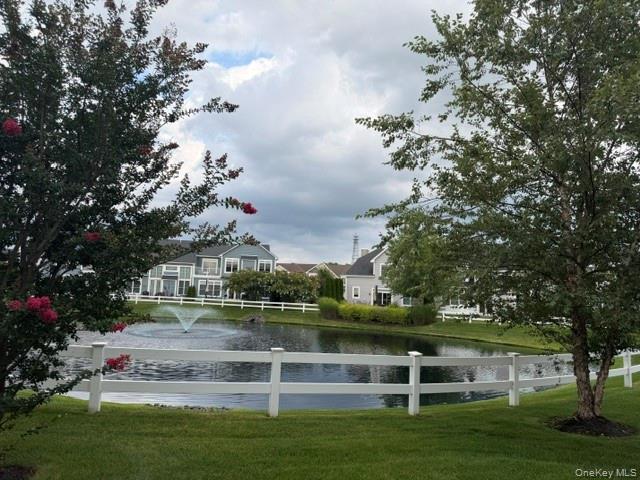 38204 Winterberry Drive Property Photo 4