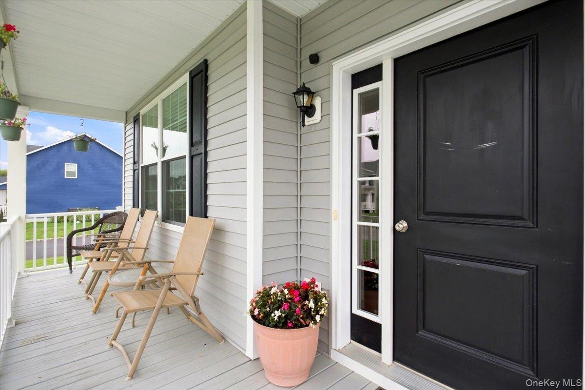 16 Kensington Lane Property Photo 5