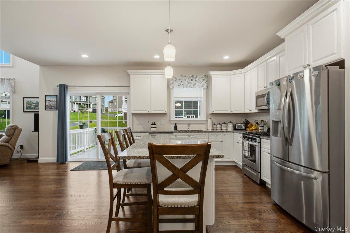 16 Kensington Lane Property Photo 20