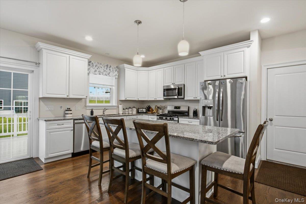 16 Kensington Lane Property Photo 22