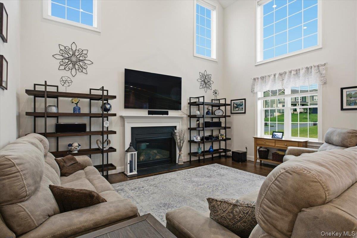 16 Kensington Lane Property Photo 26