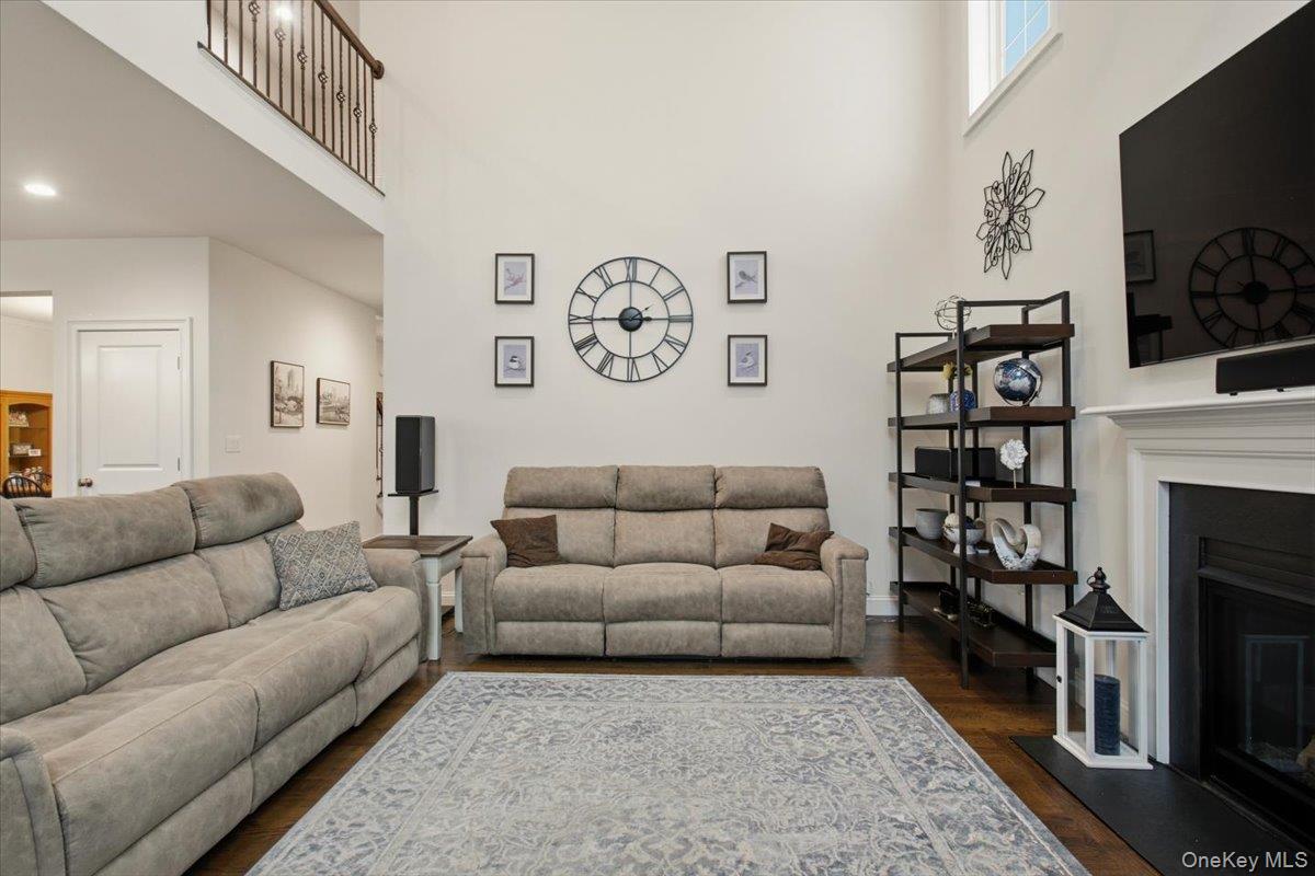 16 Kensington Lane Property Photo 29