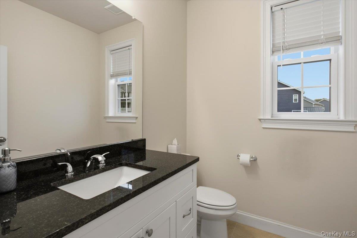 16 Kensington Lane Property Photo 30