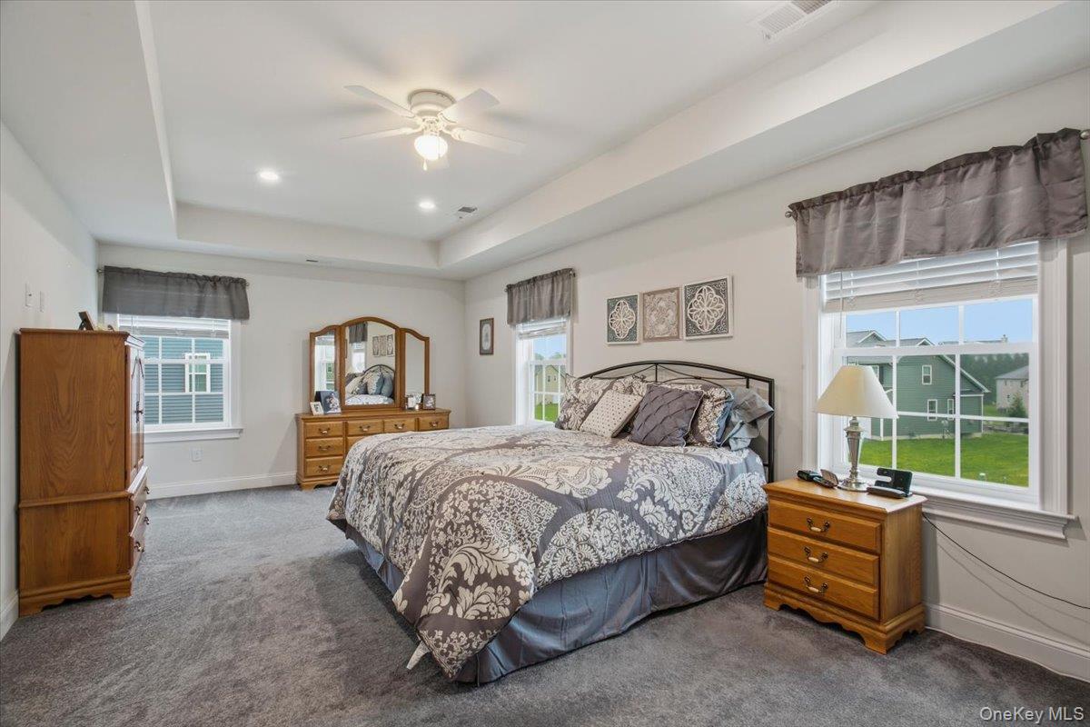 16 Kensington Lane Property Photo 32