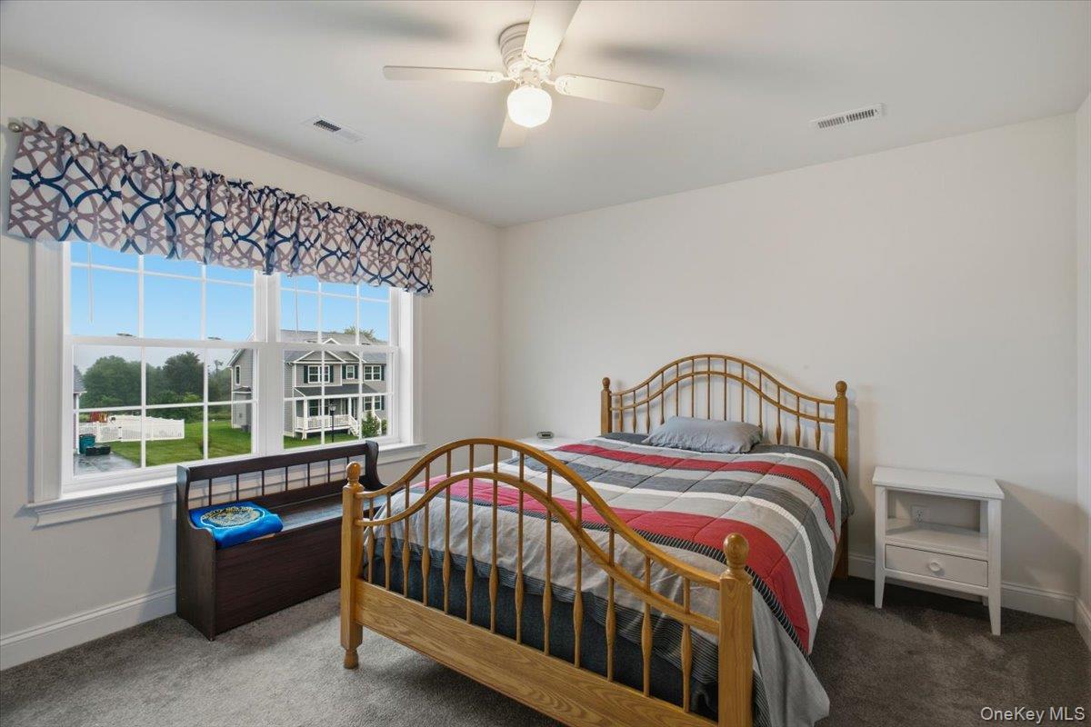 16 Kensington Lane Property Photo 38