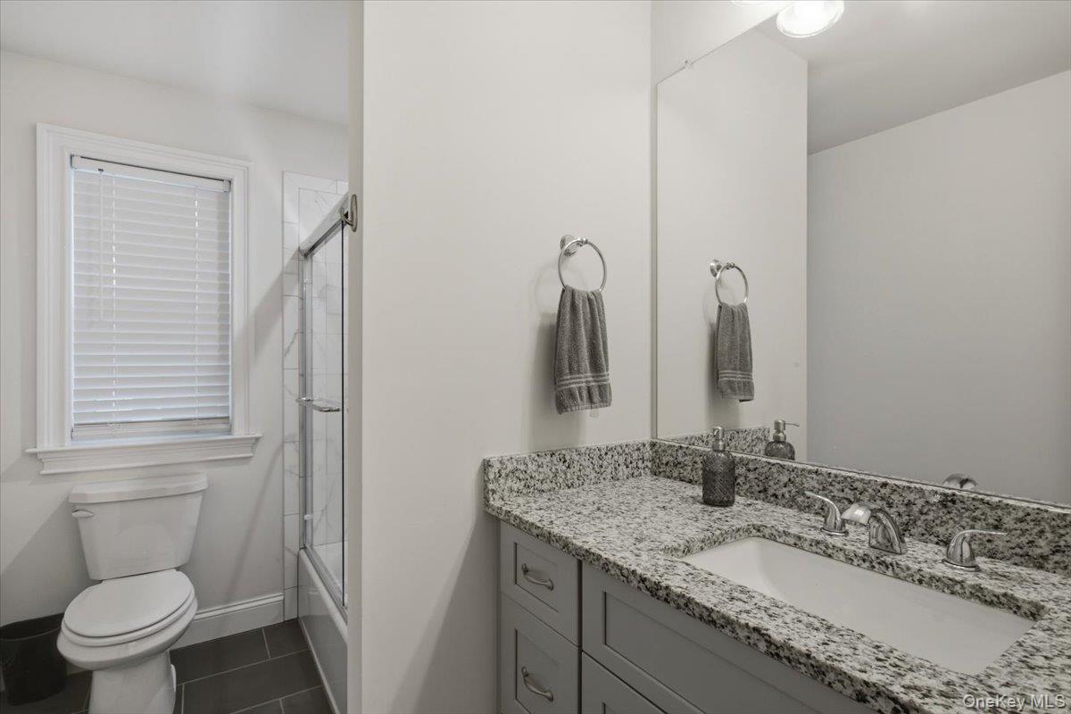 16 Kensington Lane Property Photo 39