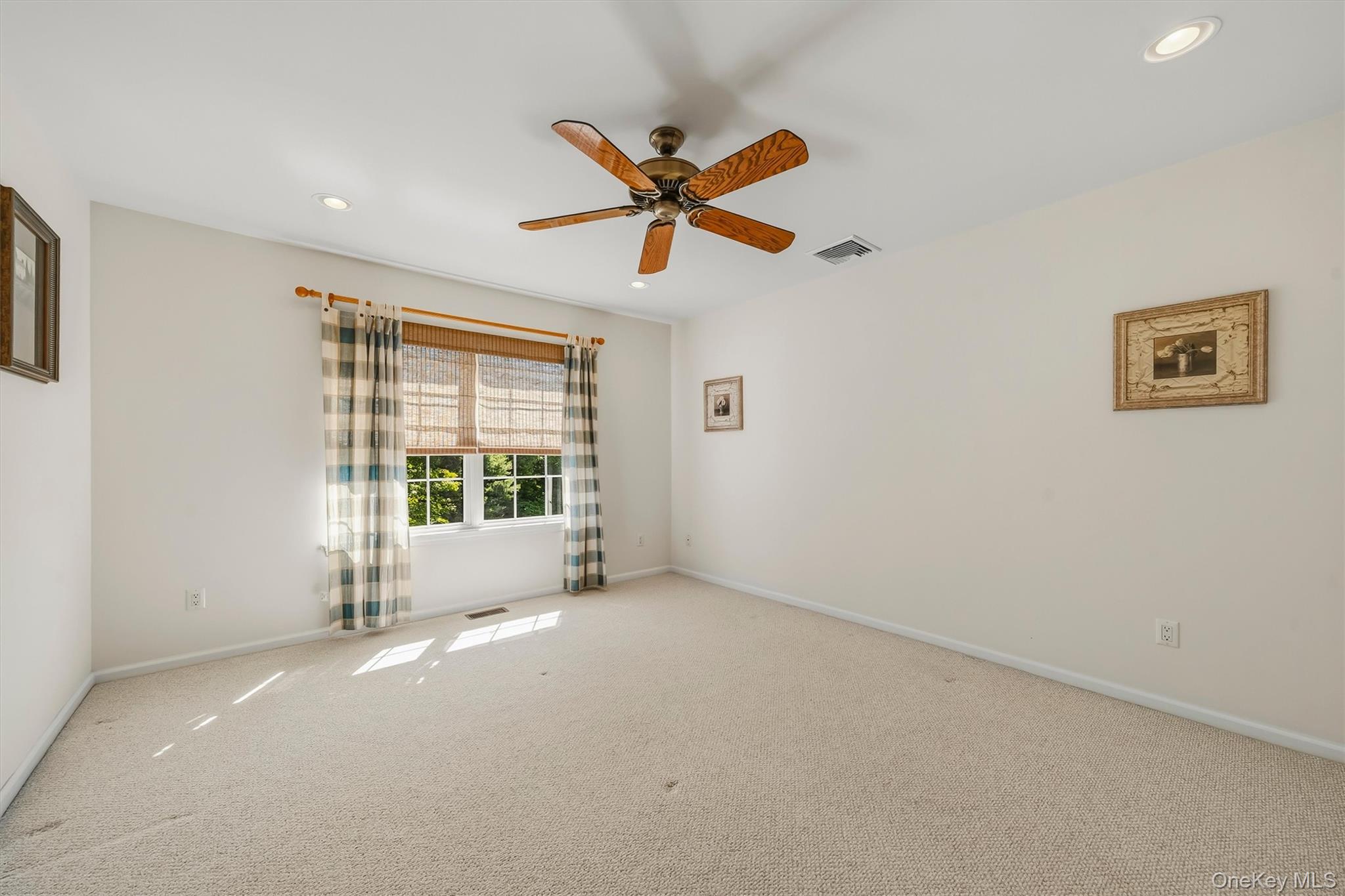 10 Willow Court Property Photo 25