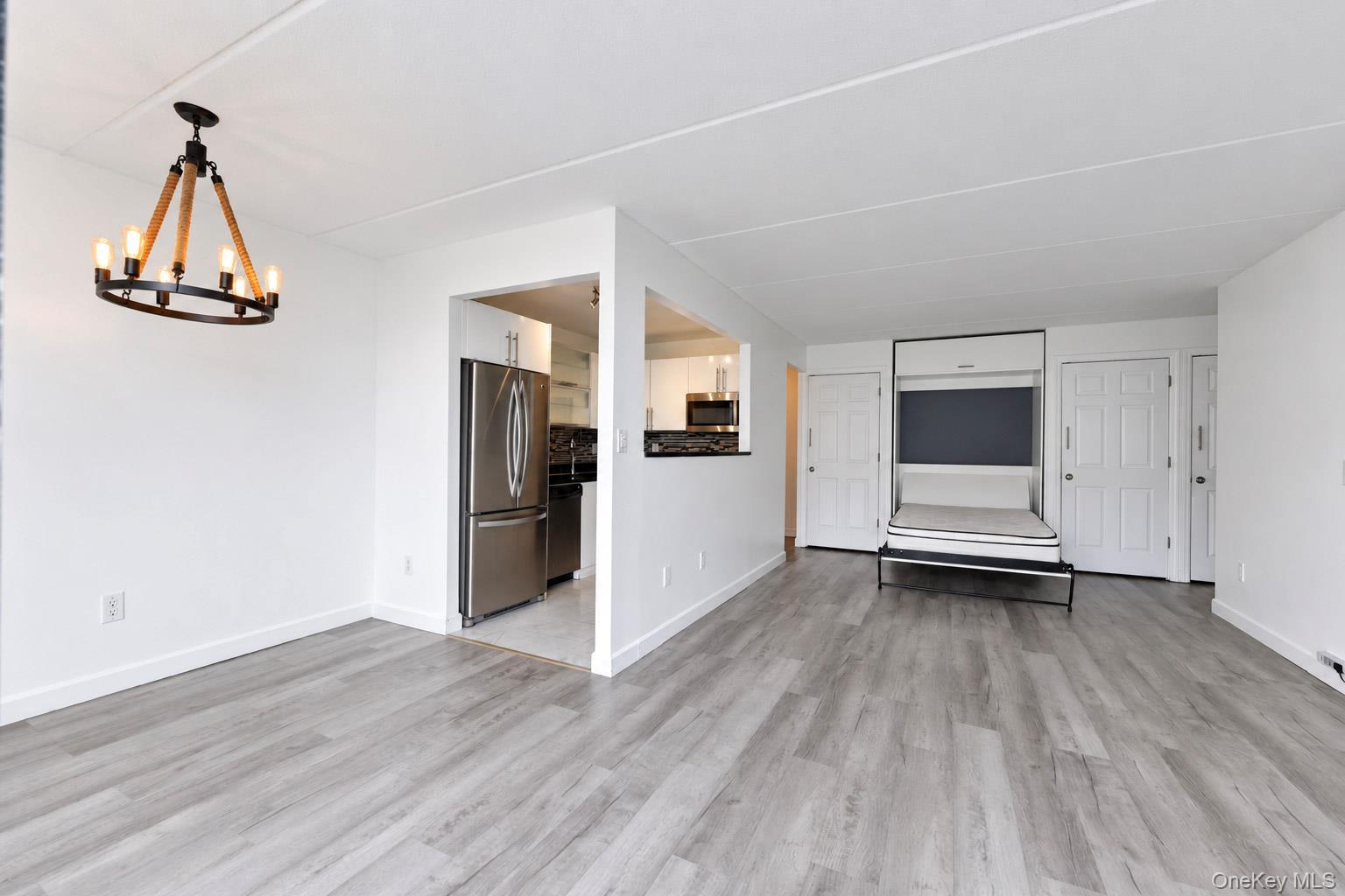 1155 Warburton Avenue 2a Property Photo 5