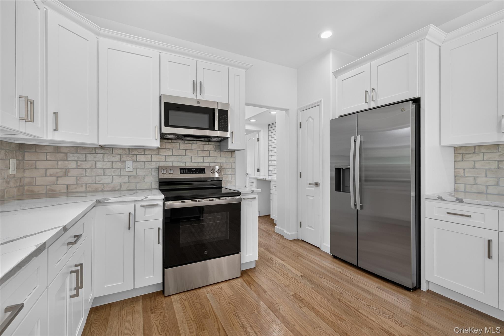 26 Hamlet Drive Property Photo 12