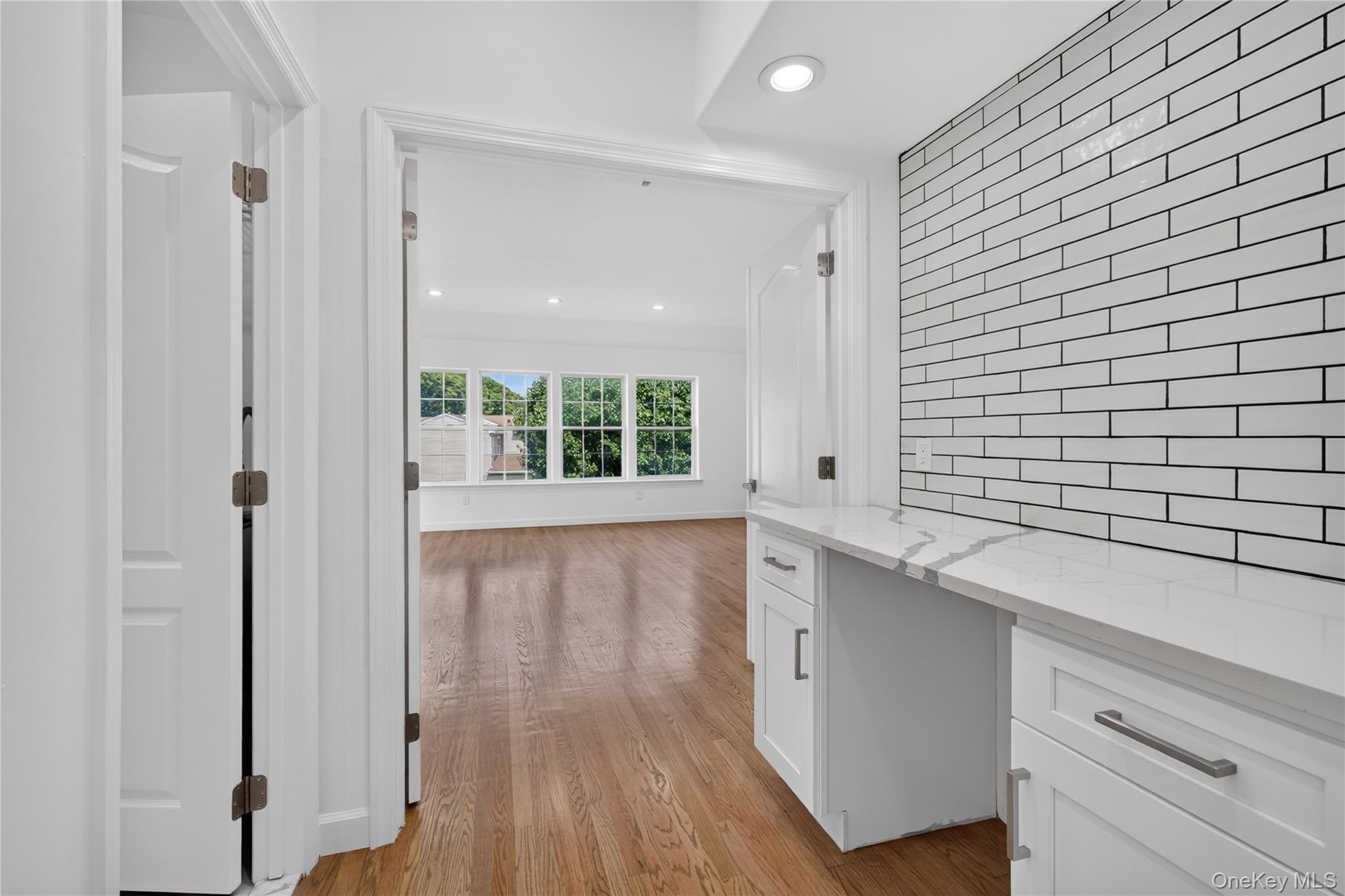 26 Hamlet Drive Property Photo 16