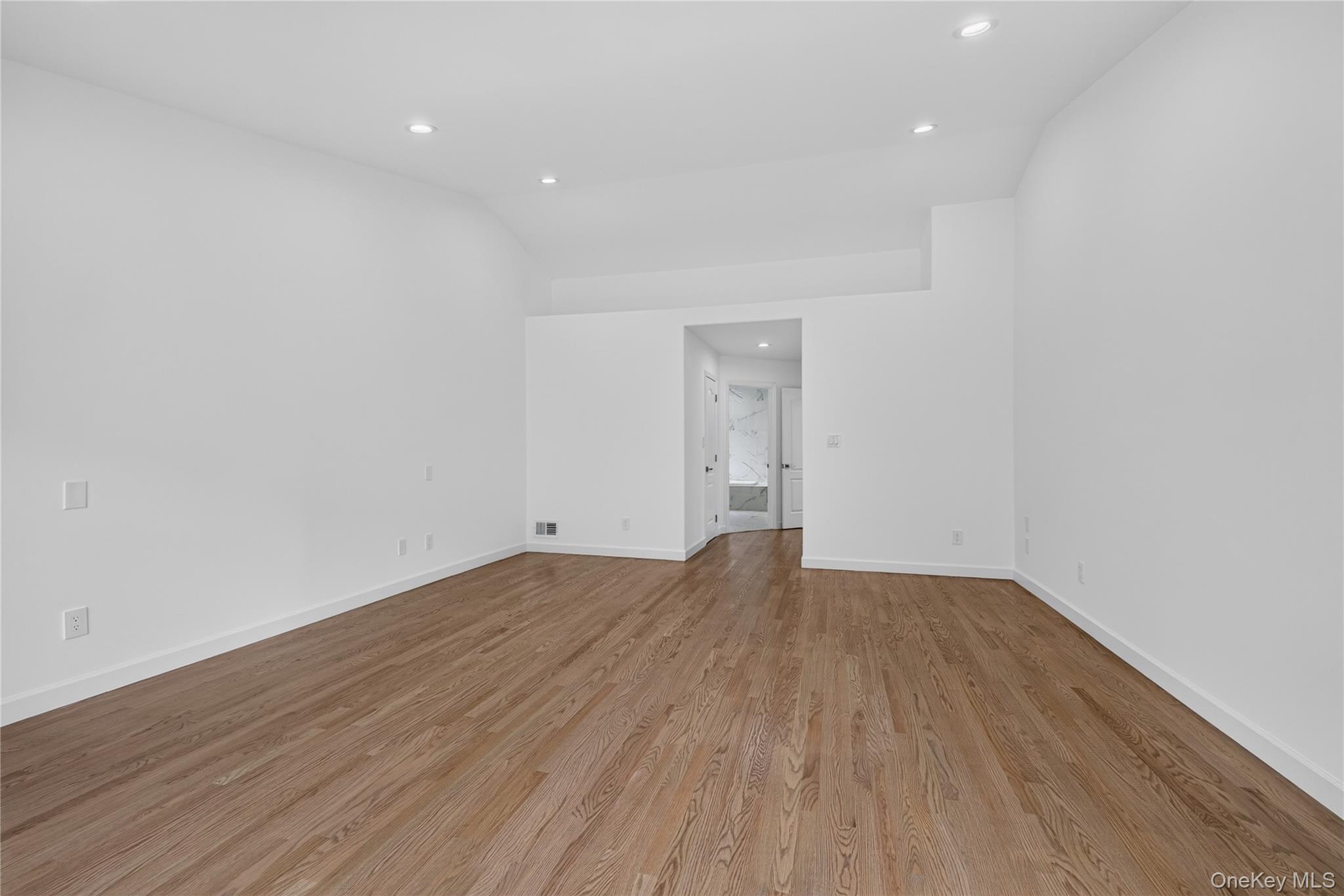 26 Hamlet Drive Property Photo 22