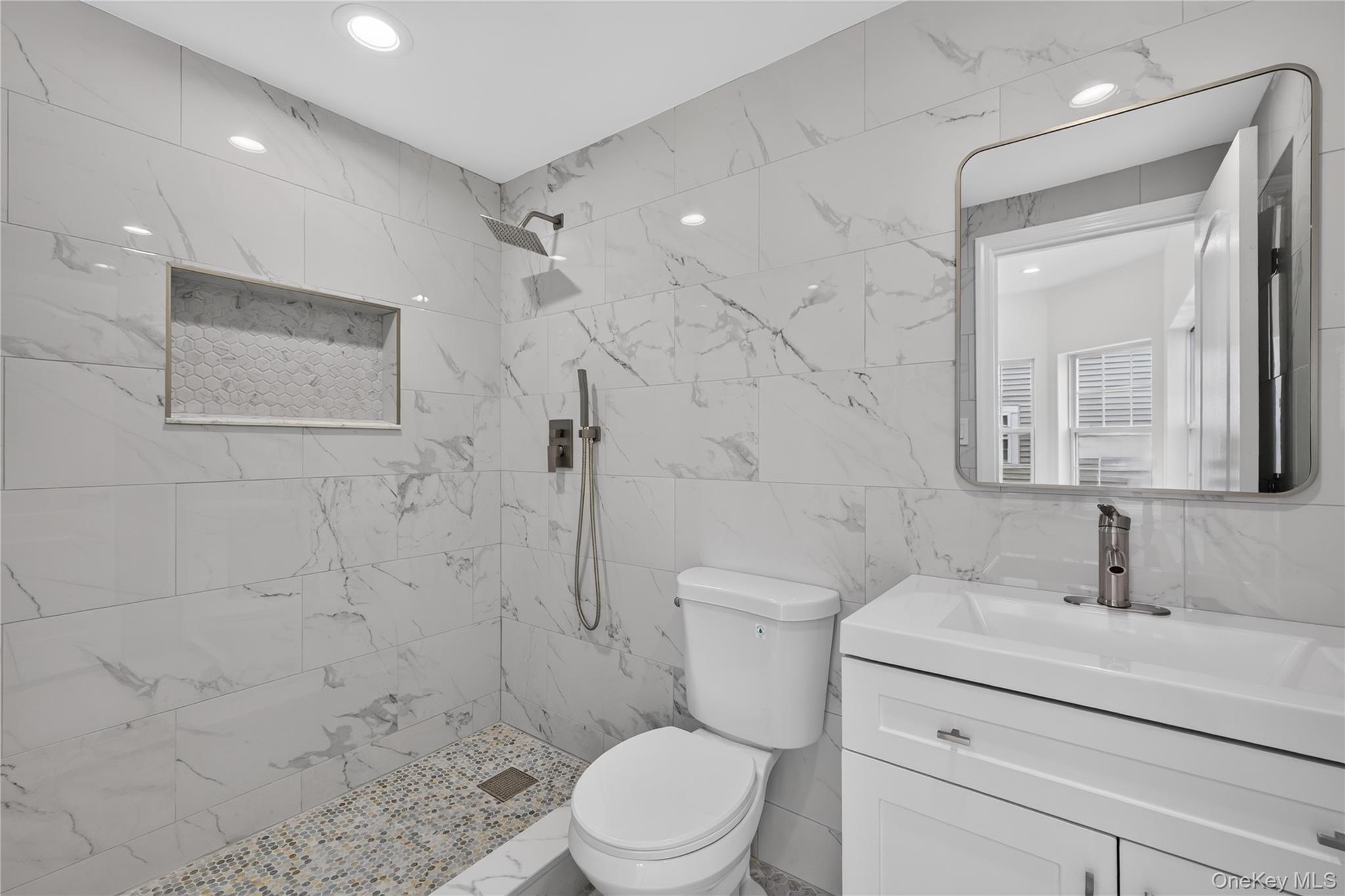 26 Hamlet Drive Property Photo 28