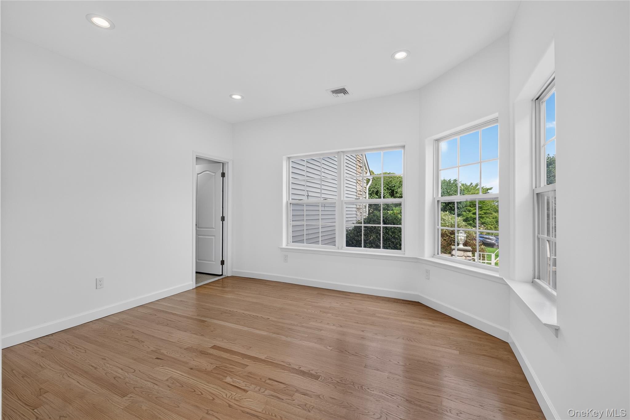 26 Hamlet Drive Property Photo 37