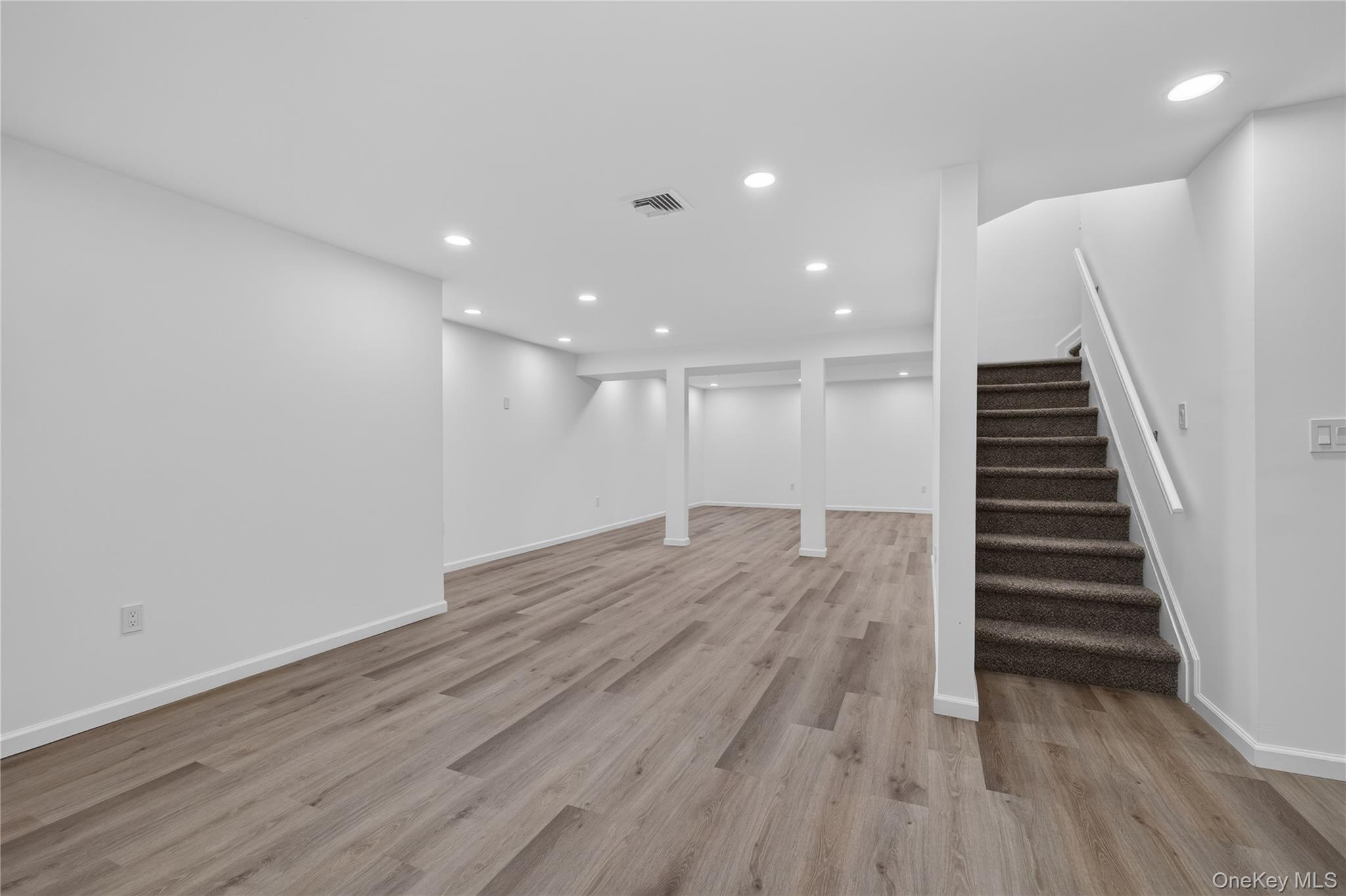 26 Hamlet Drive Property Photo 40