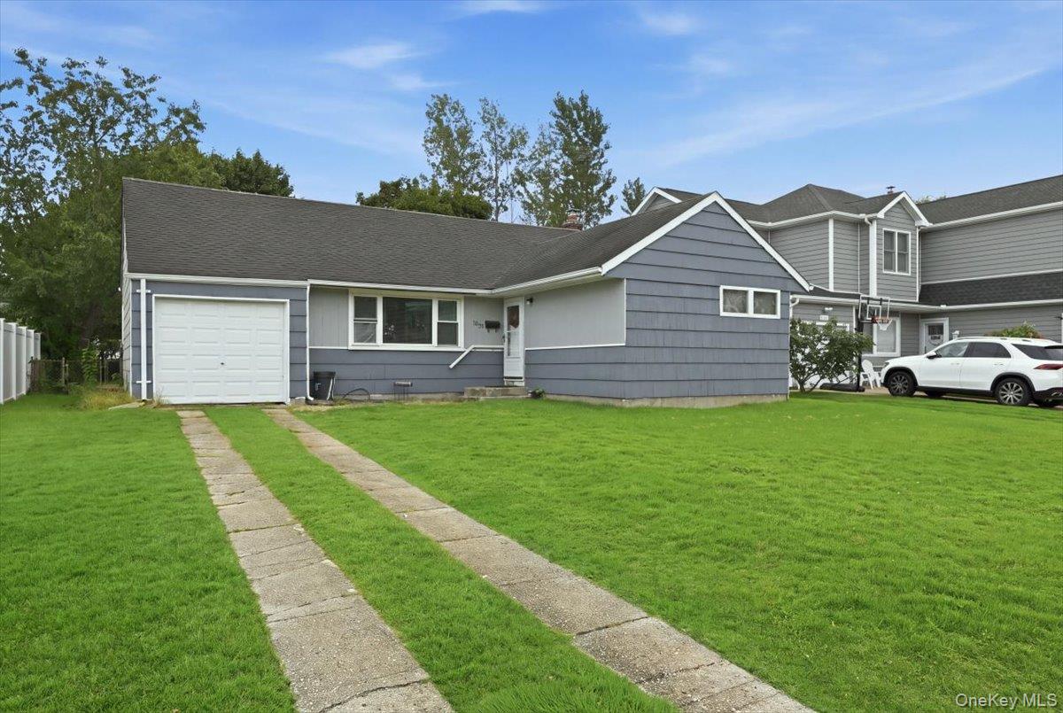 1095 Huckleberry Road Property Photo 1