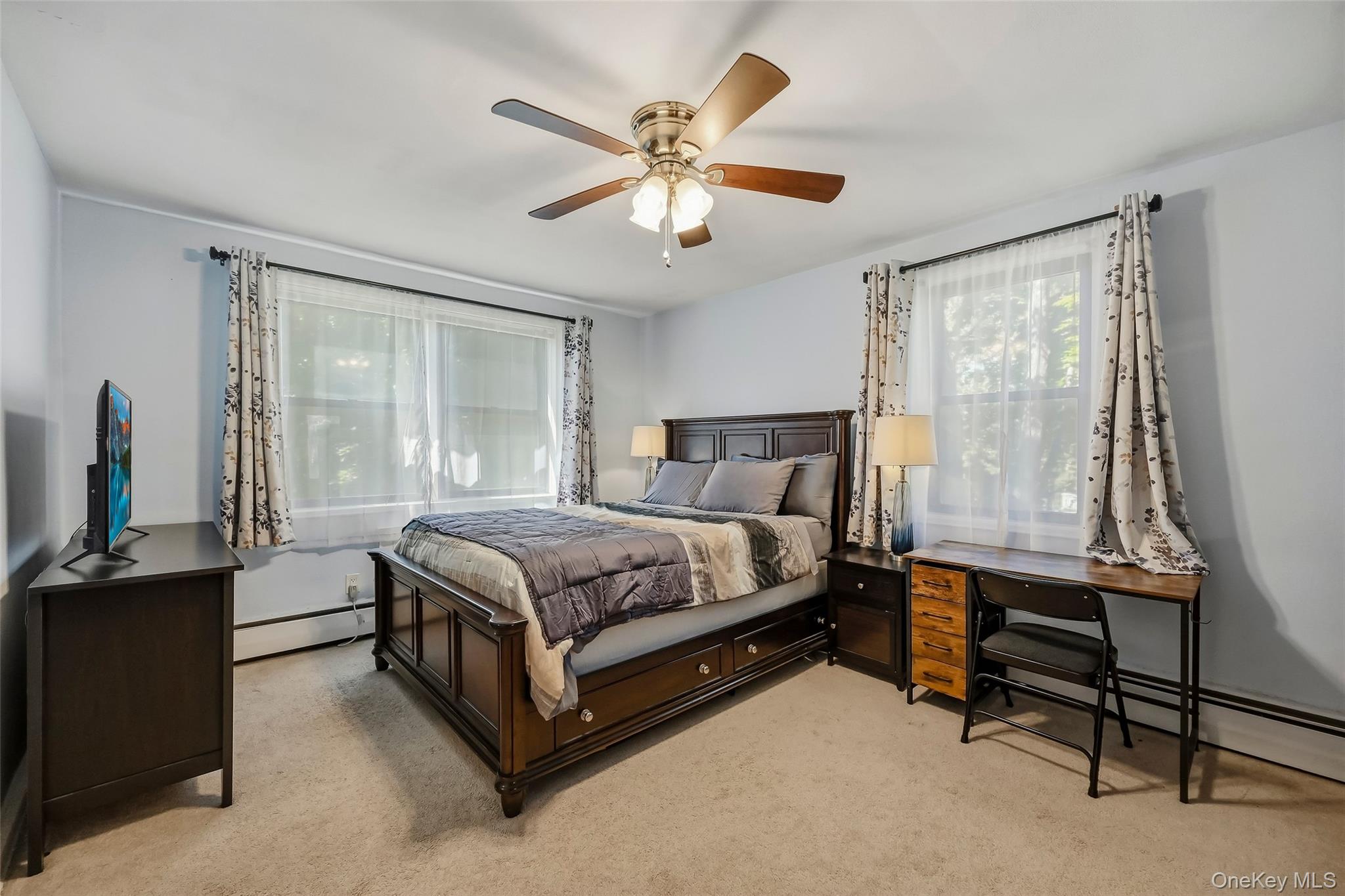 5 Oakdale Manor B20 Property Photo 14