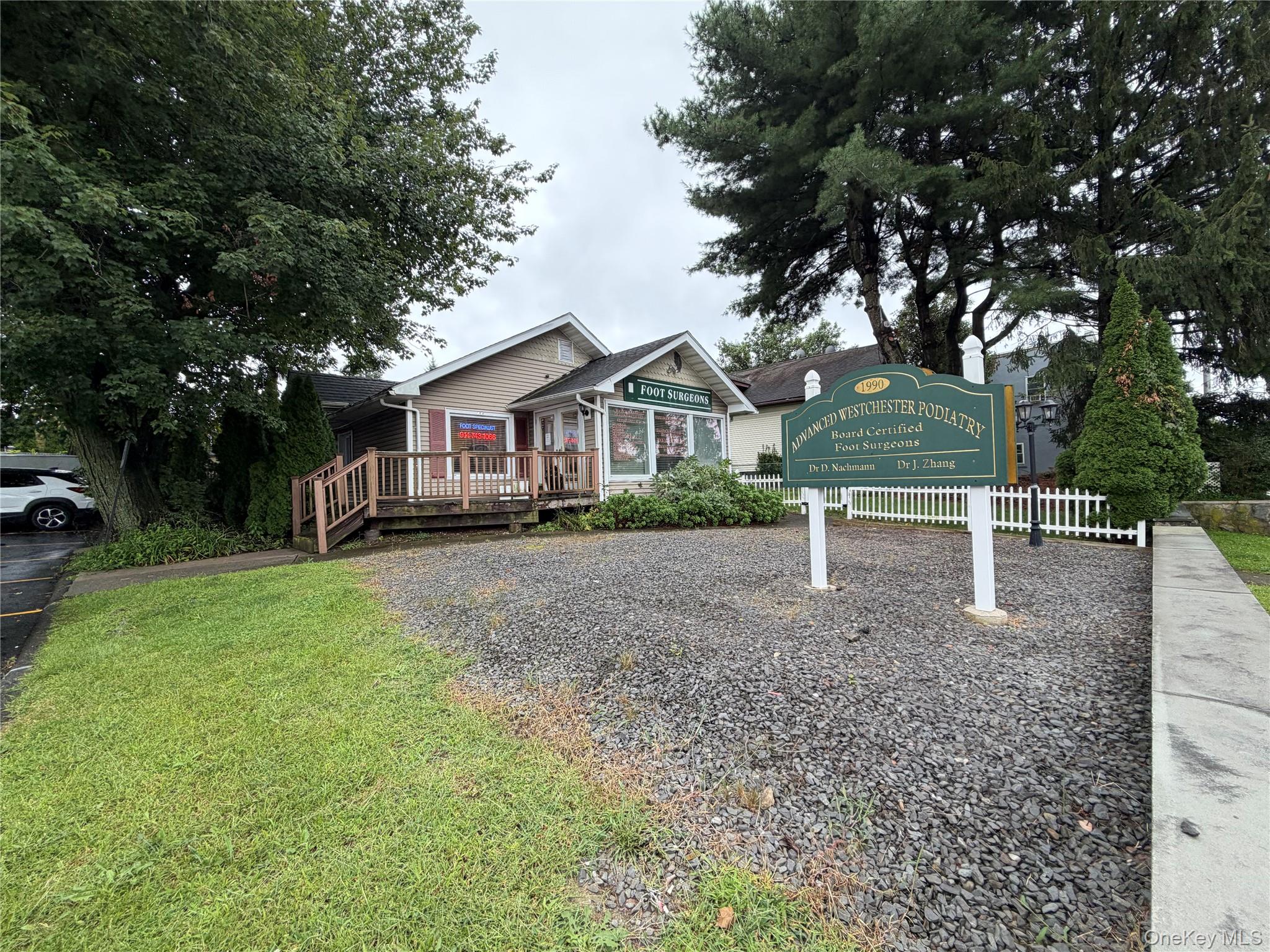 1990 E Main Street