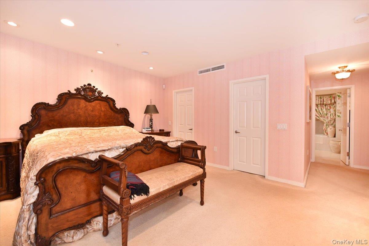 100 Harbor View Drive 630 Property Photo 10