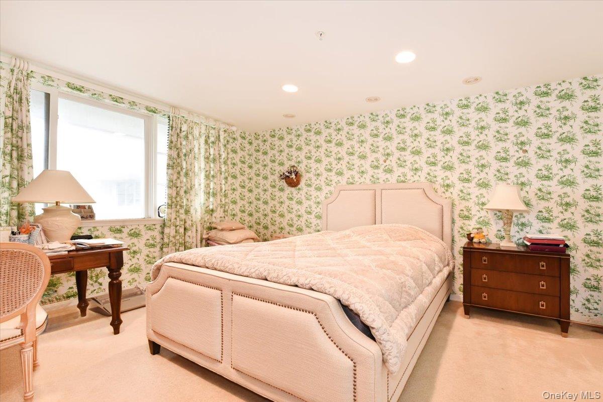 100 Harbor View Drive 630 Property Photo 13