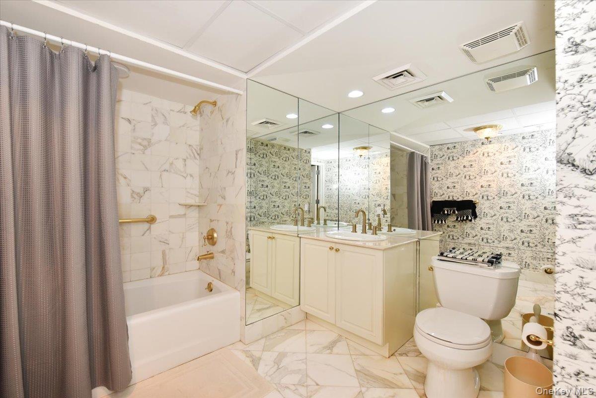 100 Harbor View Drive 630 Property Photo 15