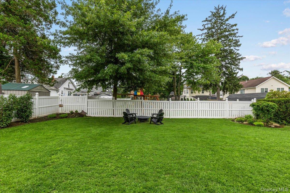 10 Maywood Avenue Property Photo 19