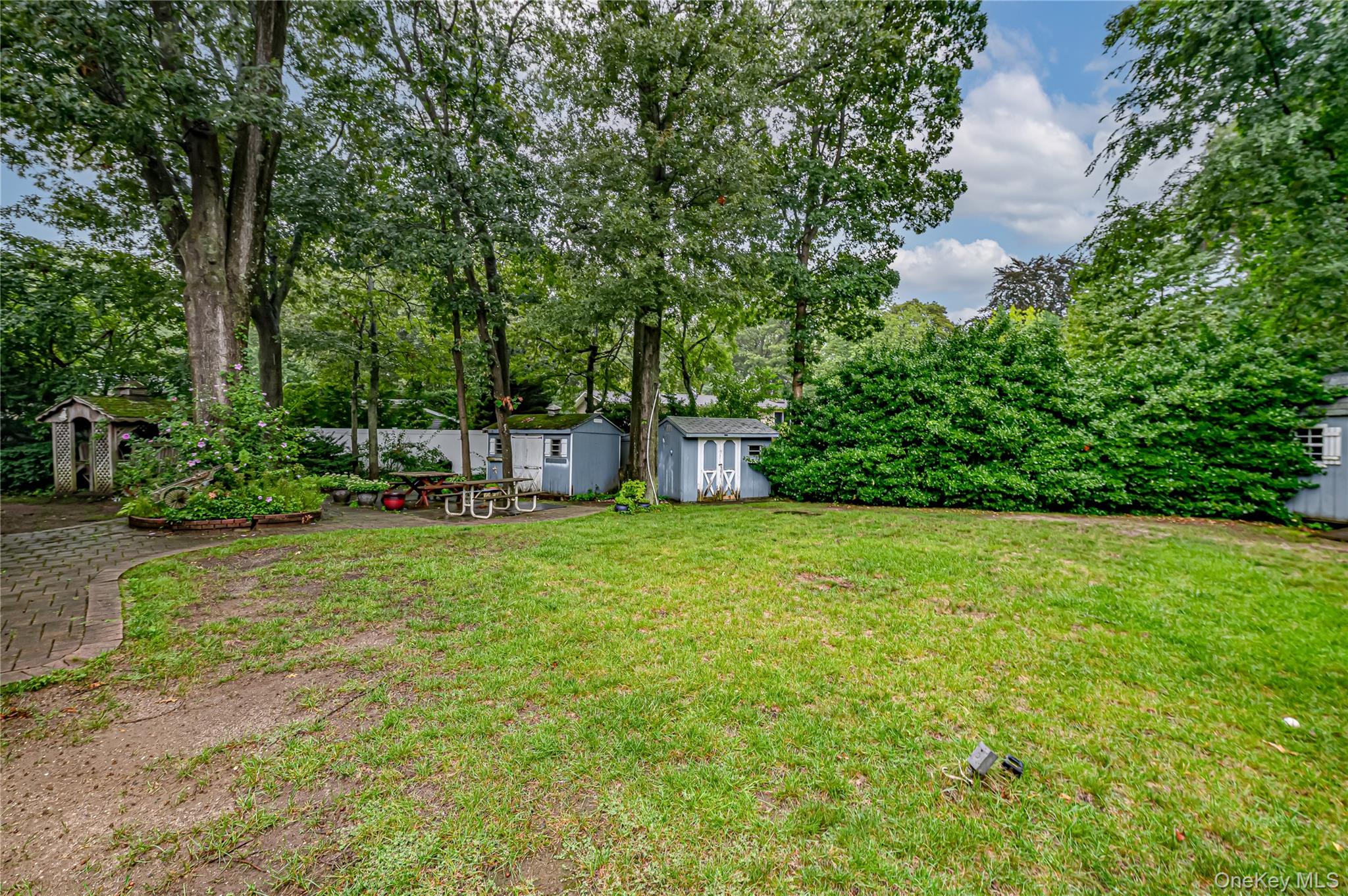 15 Longhorn Lane Property Photo 16