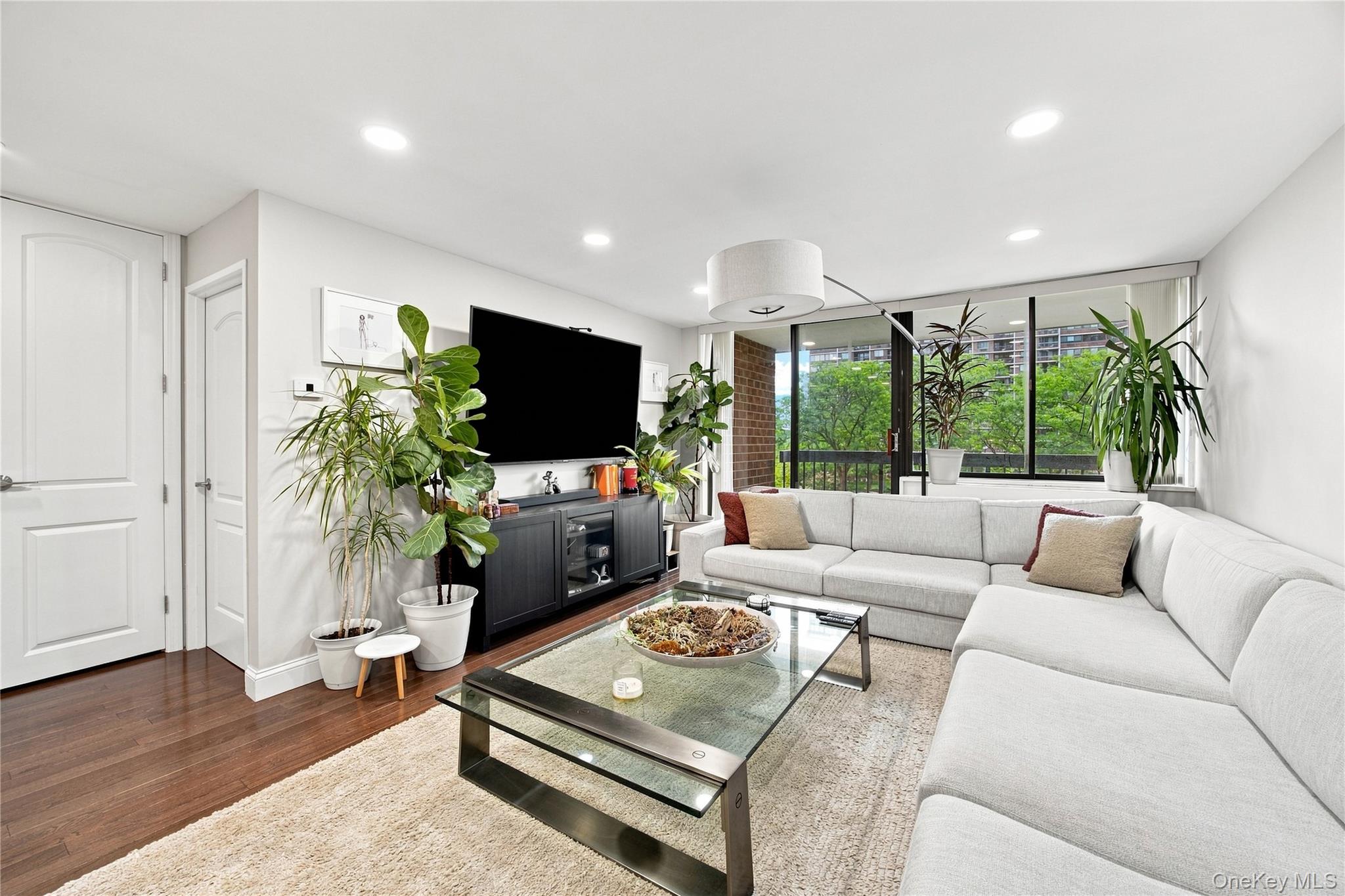 1 Bay Club Drive 3e Property Photo 4