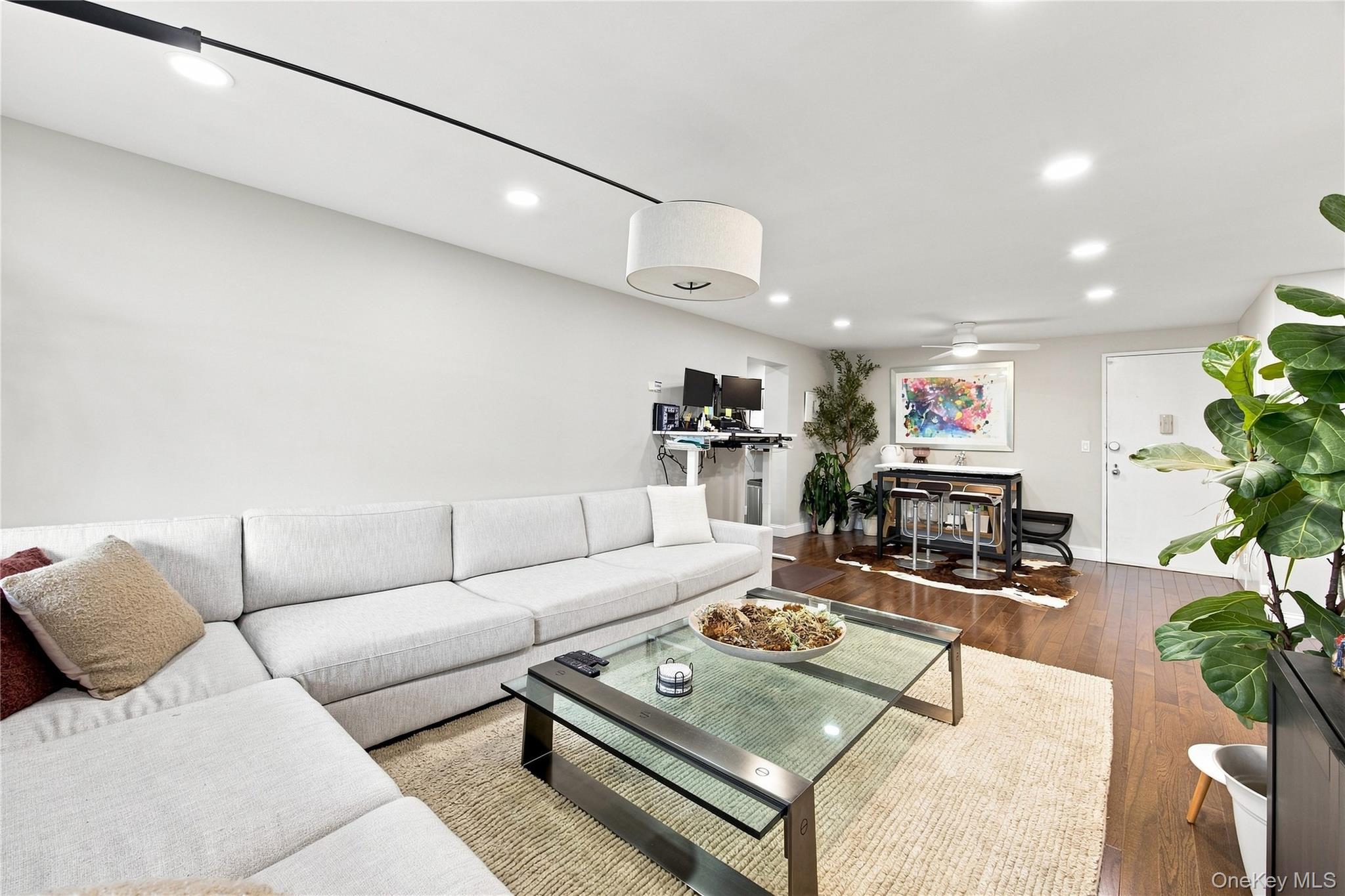1 Bay Club Drive 3e Property Photo 6