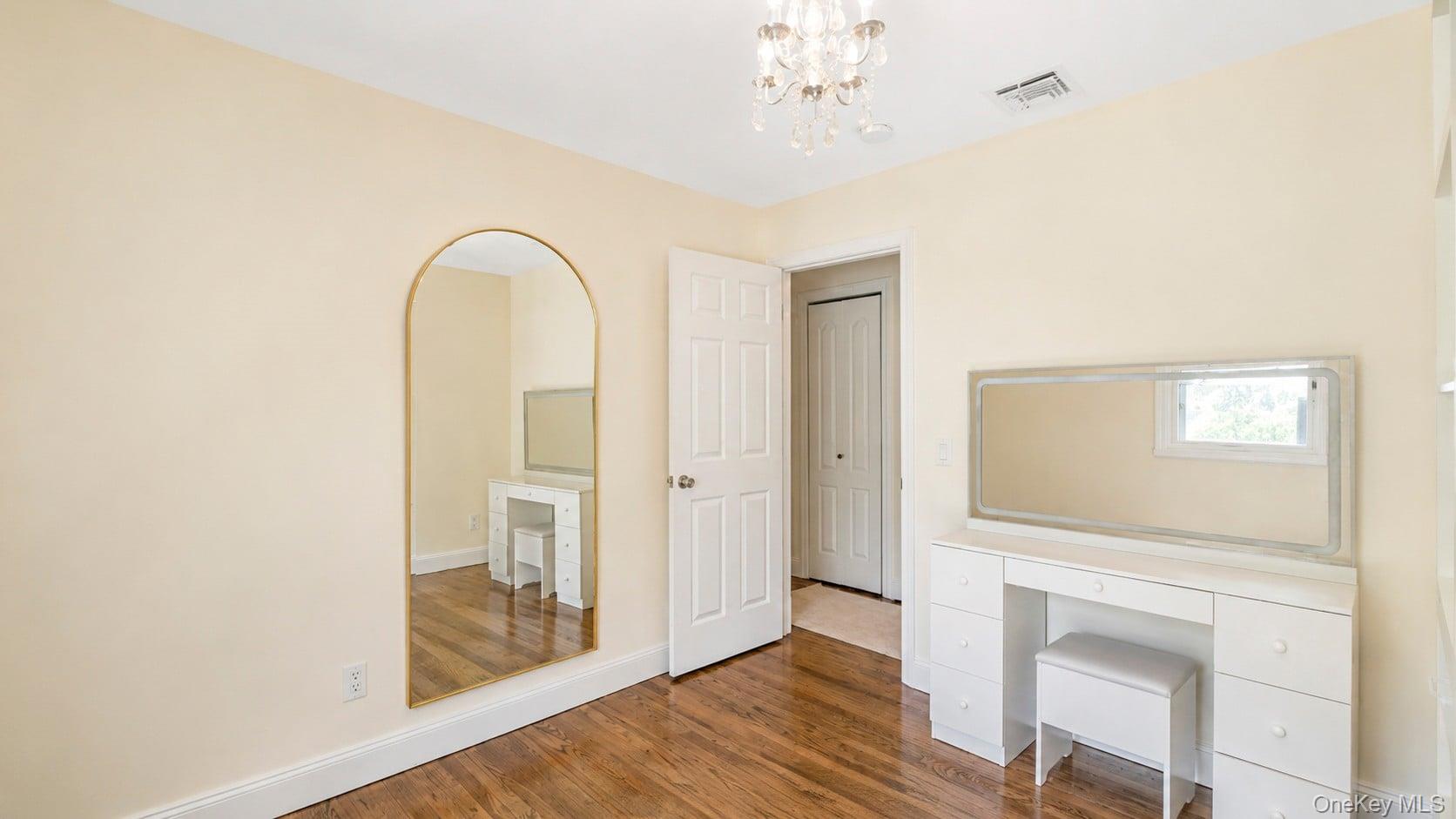 19 Hawthorne Road Property Photo 20