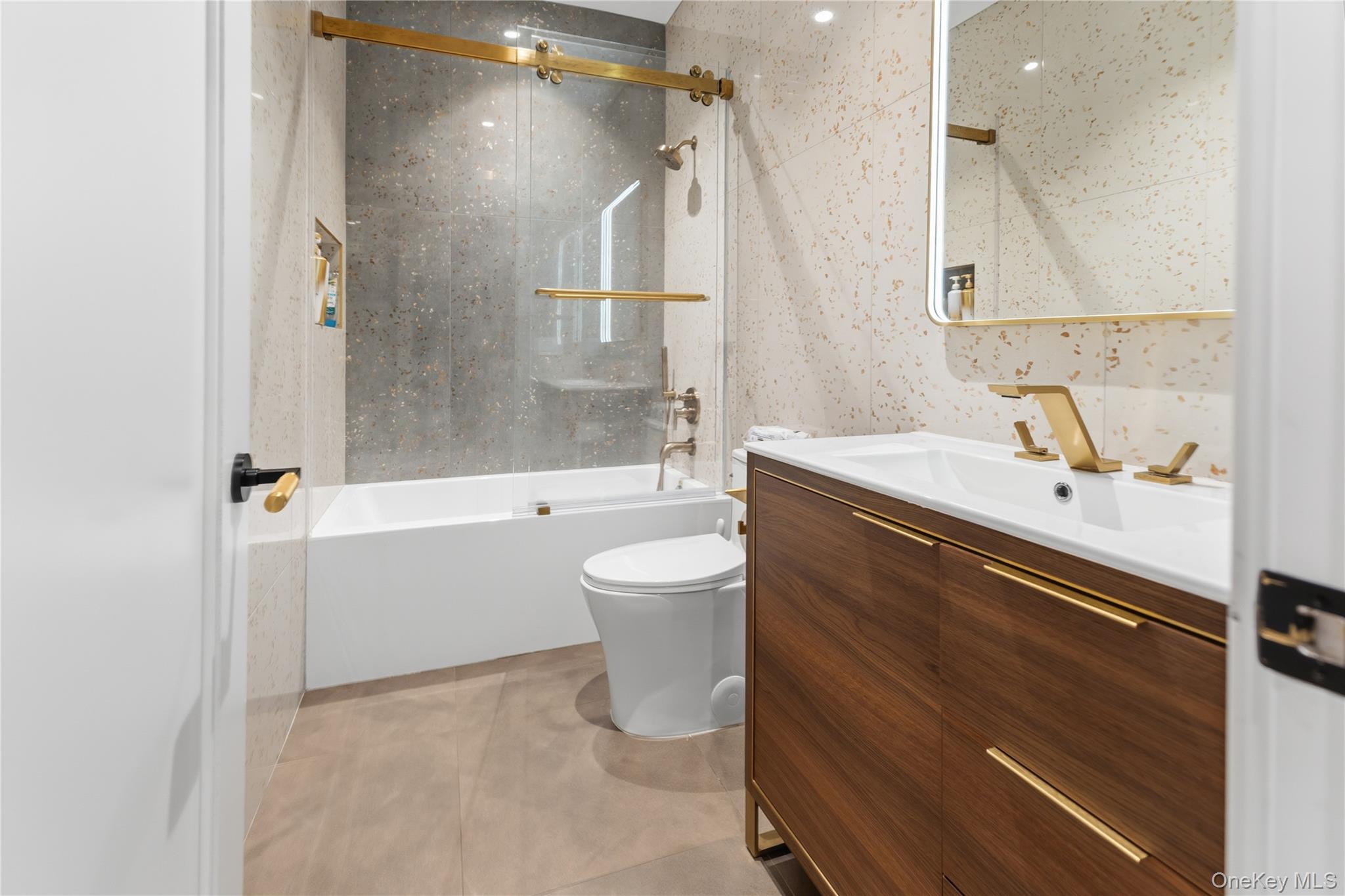 131 Spook Rock Road Property Photo 10