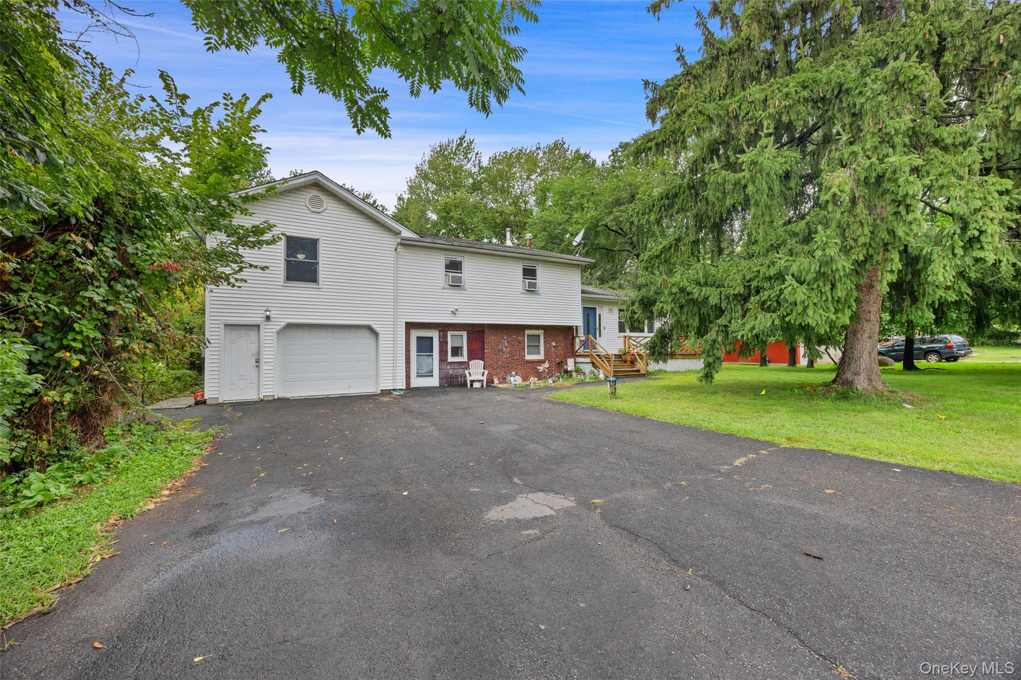 121 Hammond Road Property Photo 2