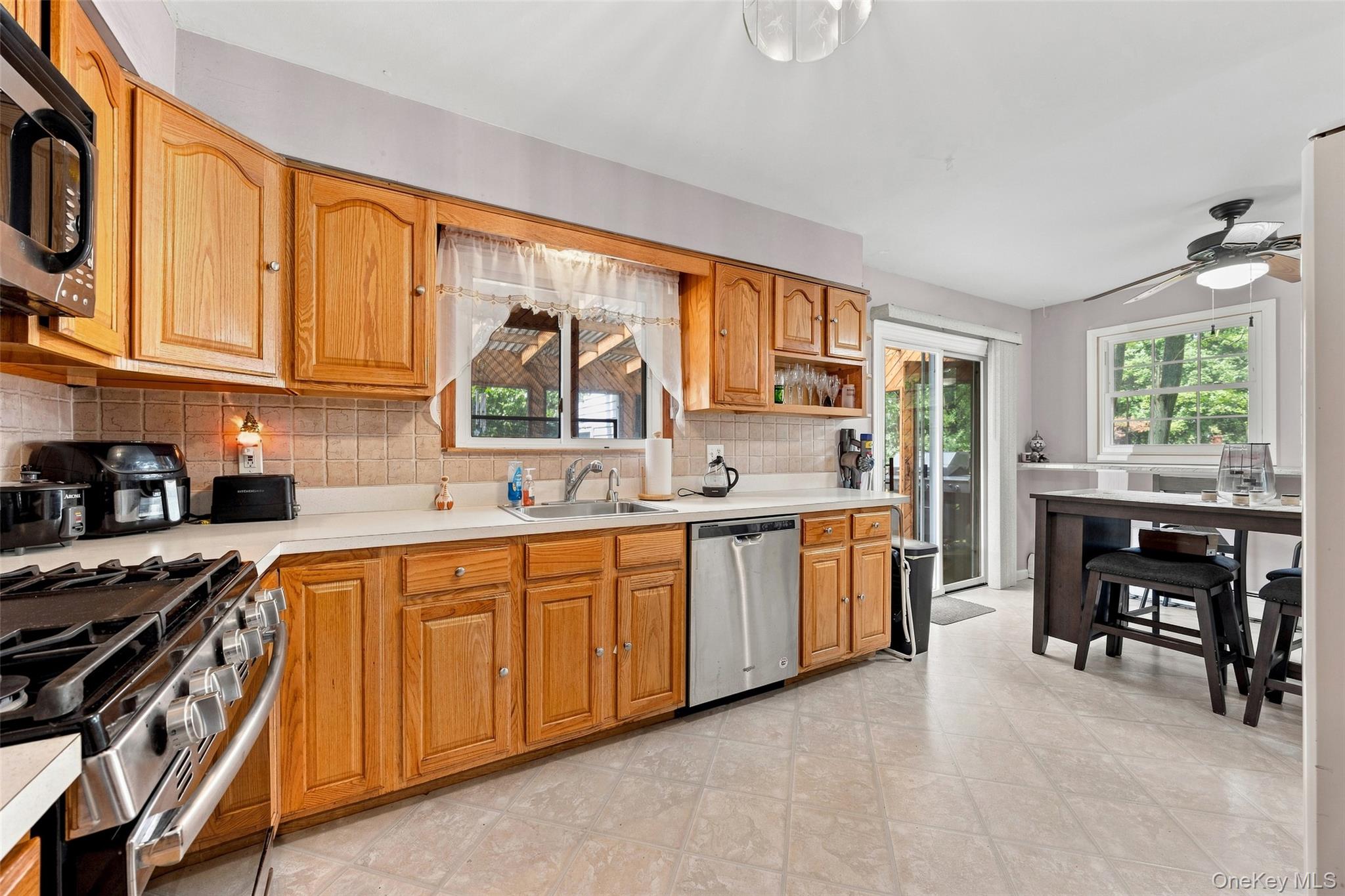 121 Hammond Road Property Photo 10