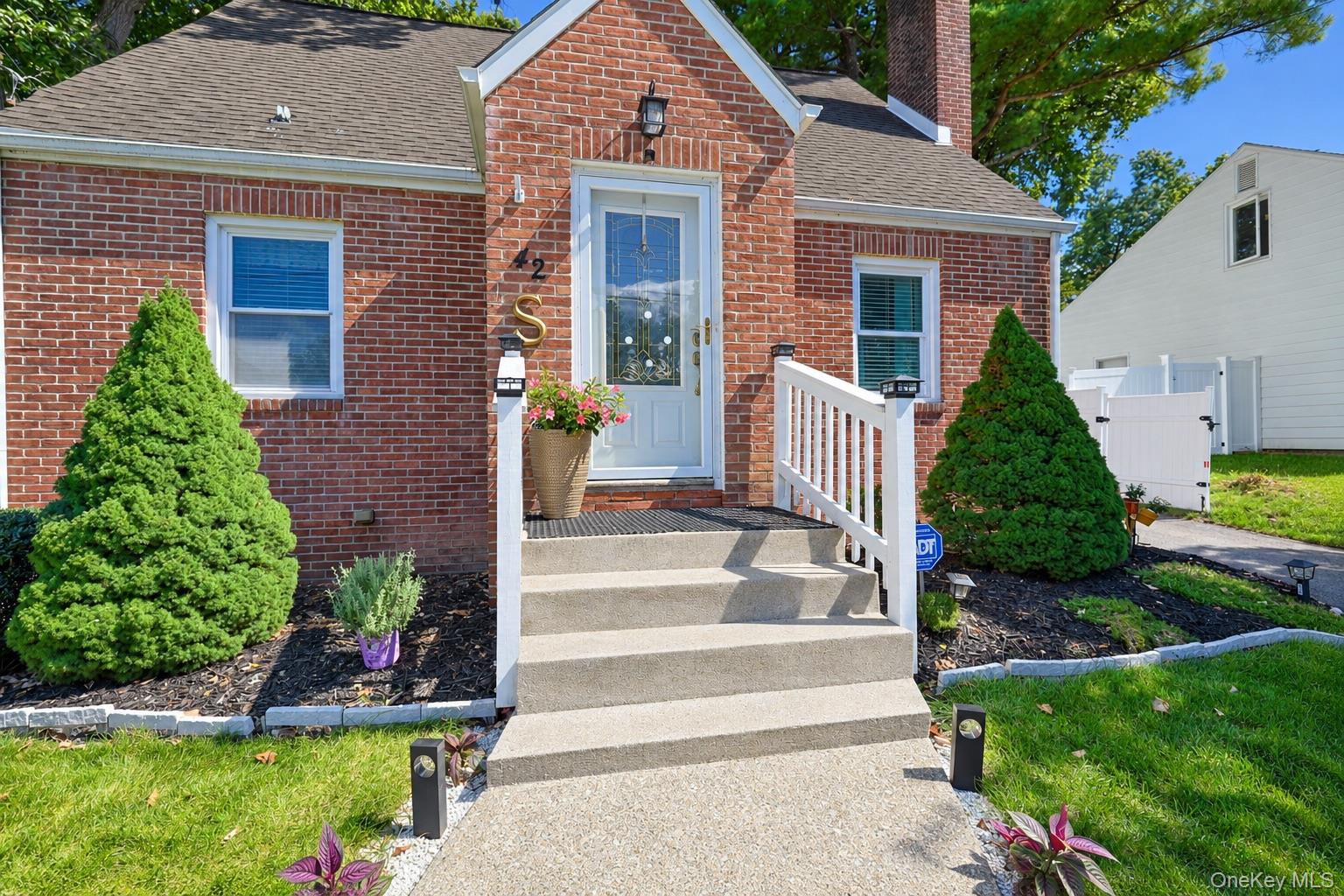 42 Streit Avenue Property Photo 2