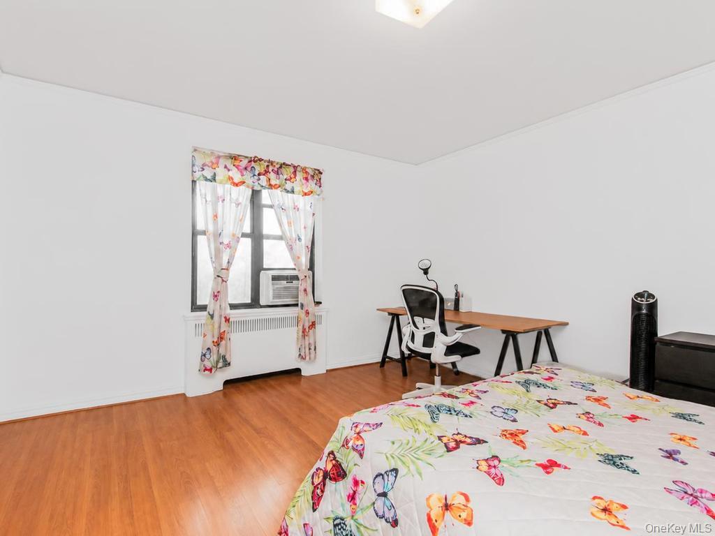 306 E Mosholu Parkway 4f Property Photo 11