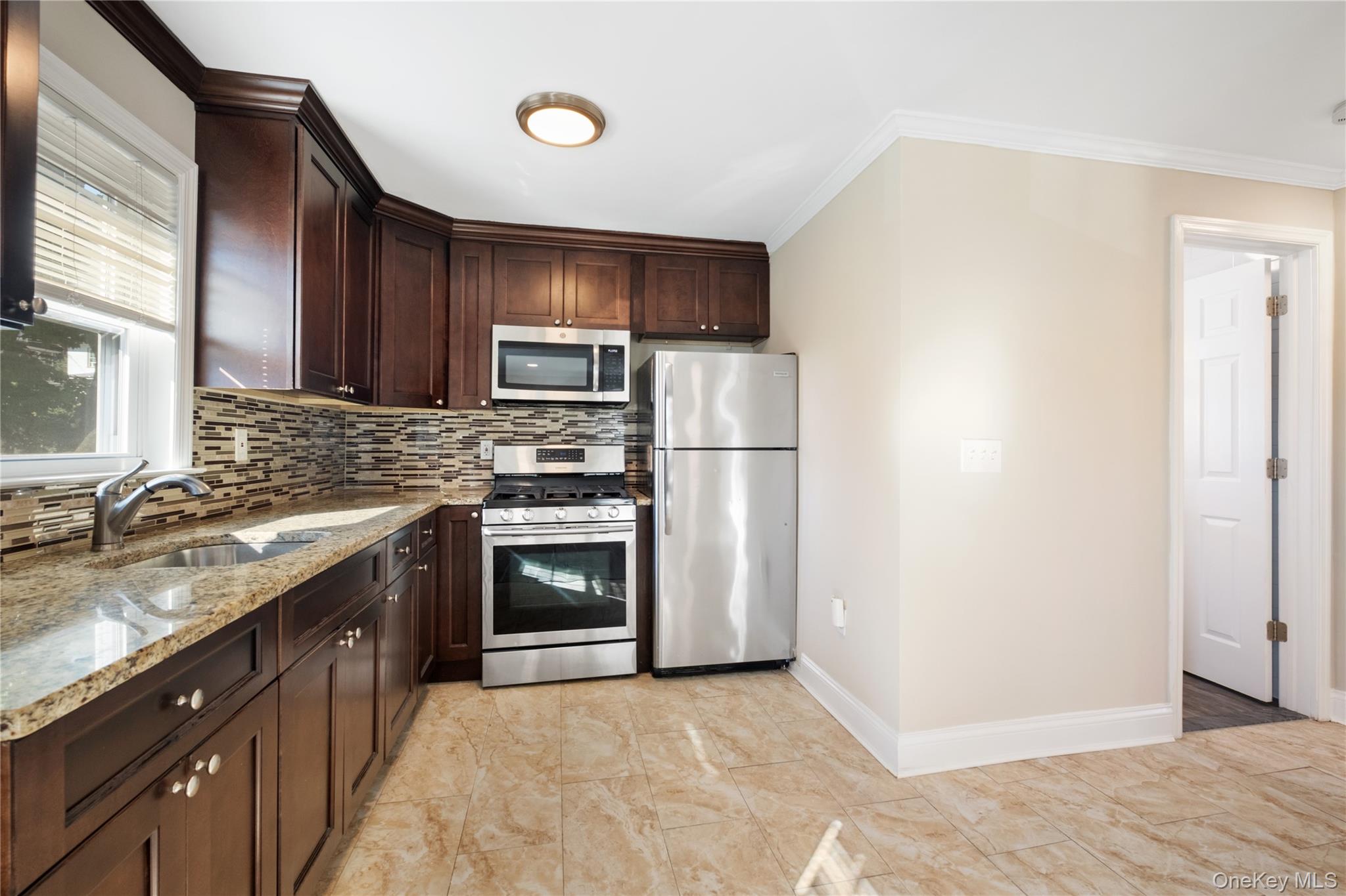 44 Robertson Avenue Property Photo 7