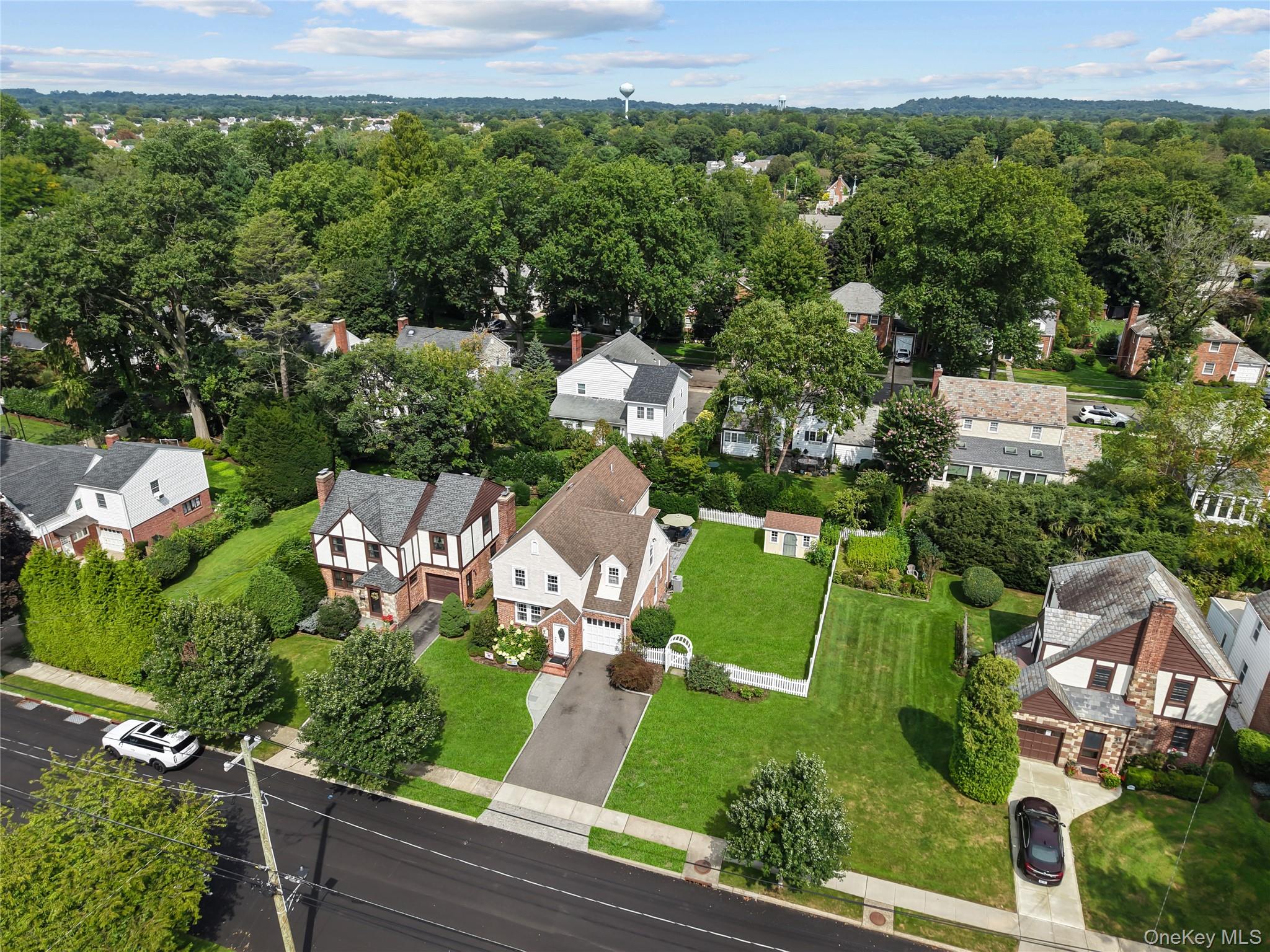 33 Ogden Avenue Property Photo 2